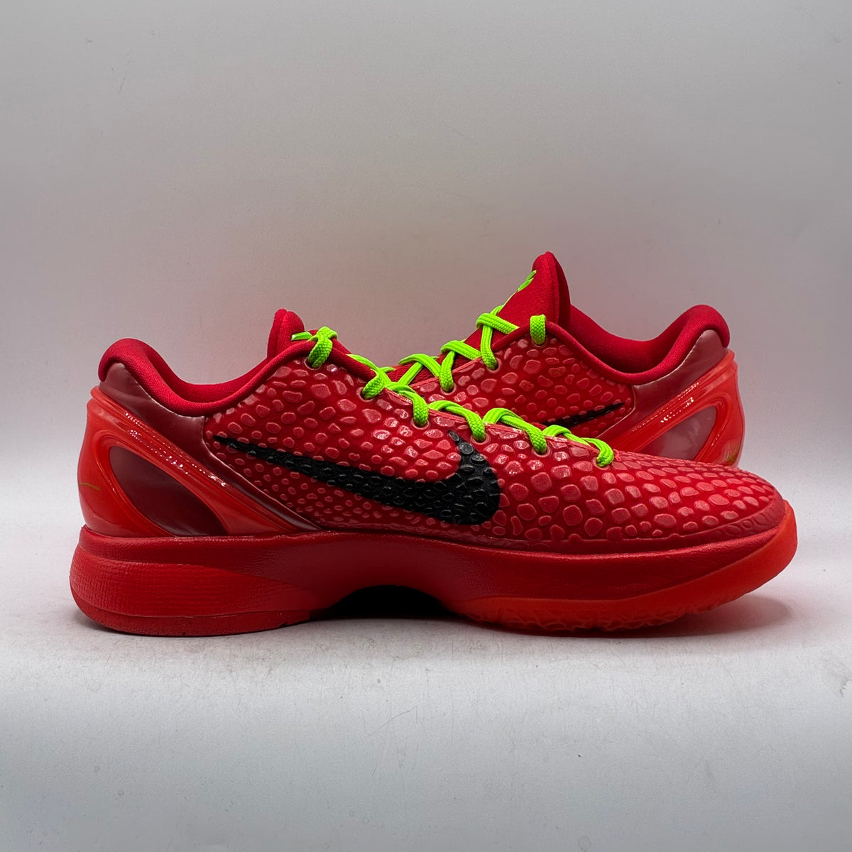 (USED) Nike Kobe 6 Protro Reverse Grinch Size 7.5