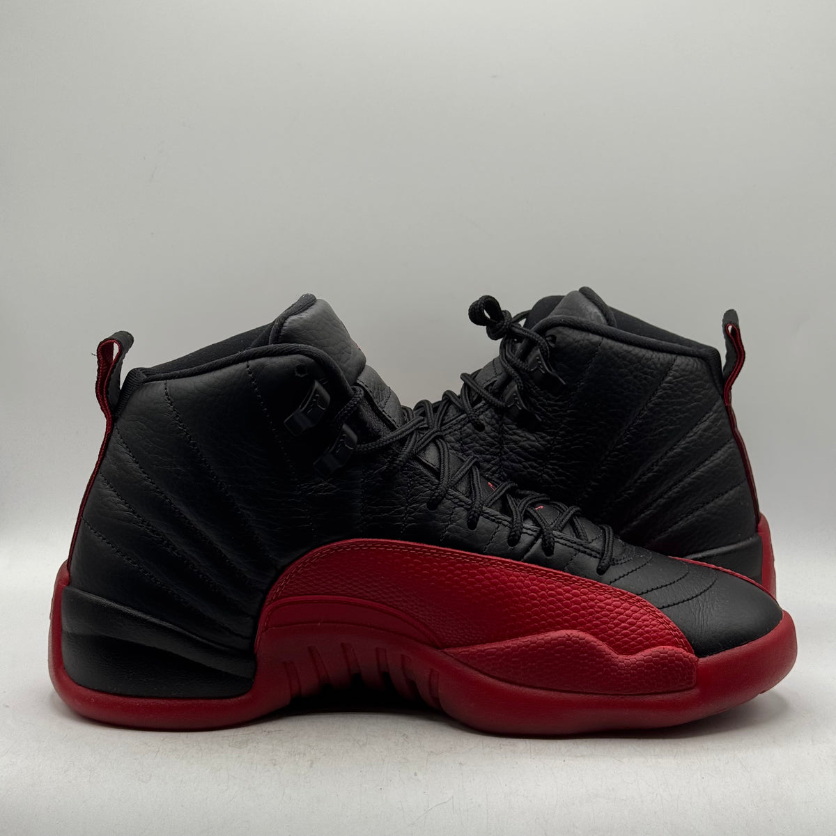 (USED) Jordan 12 Flu Game (2025) Size 10