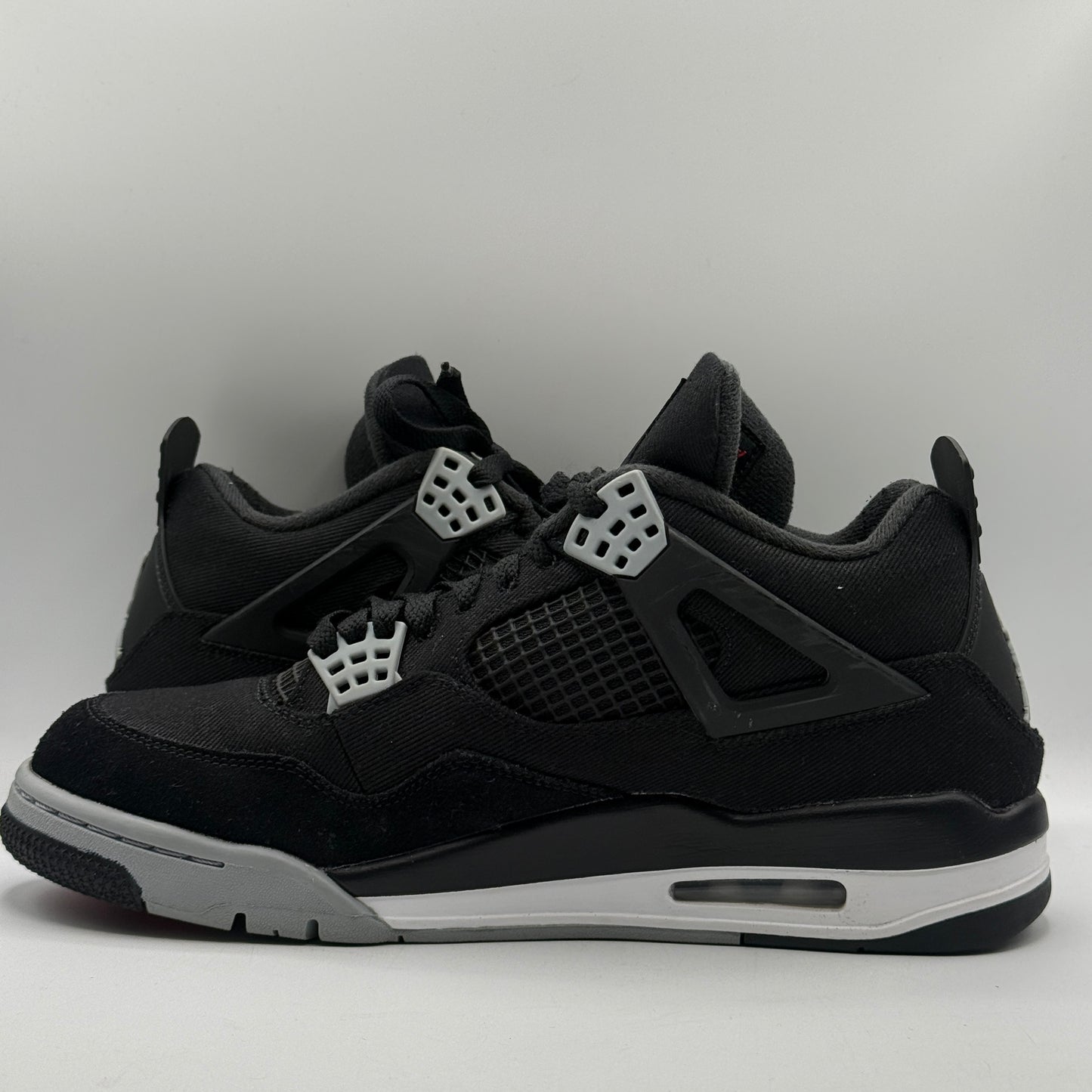 (USED) Jordan 4 Black Canvas Size 10