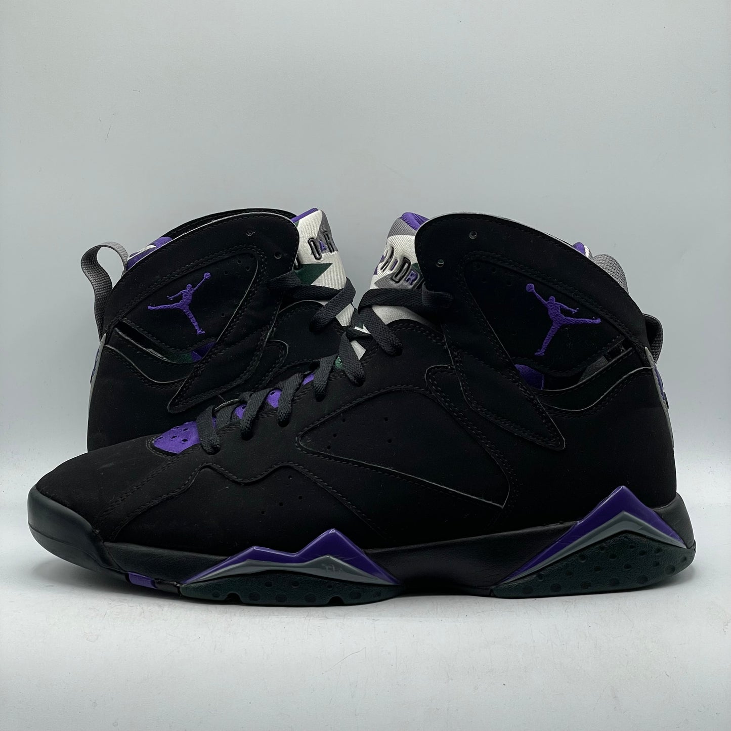 (USED NO BOX) Jordan 7 Ray Allen Bucks Size 10.5