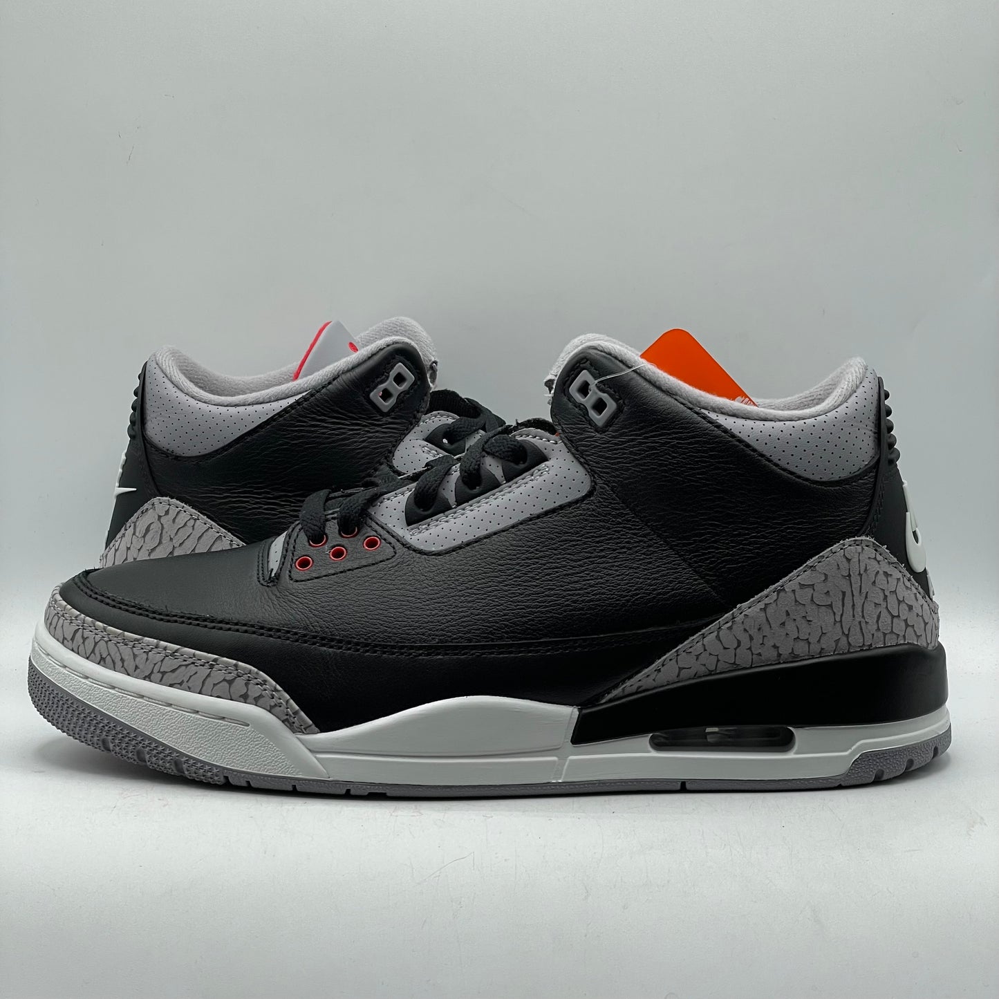 (USED) Jordan 3 Black Cement (2024) Size 11.5