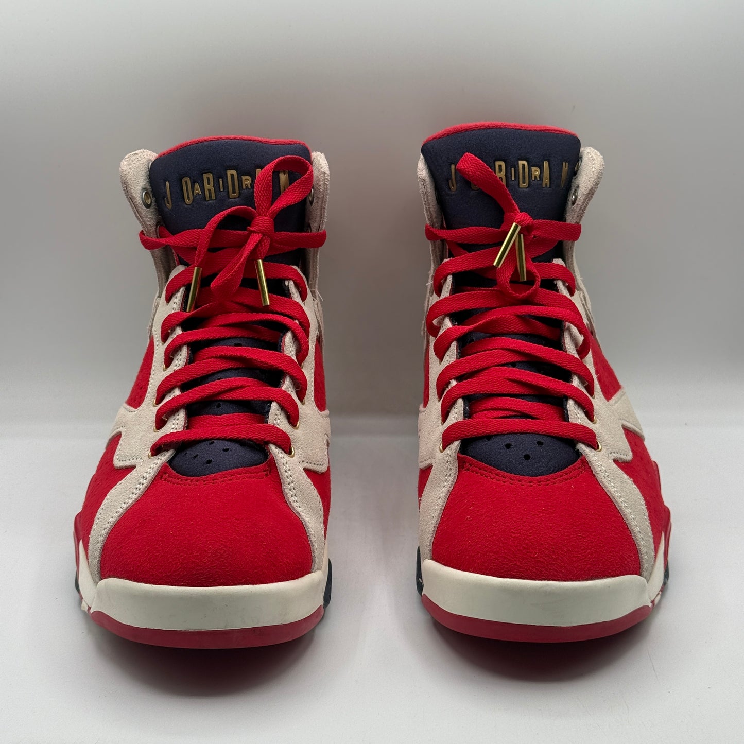 (USED) Jordan 7 Trophy Room Size 11