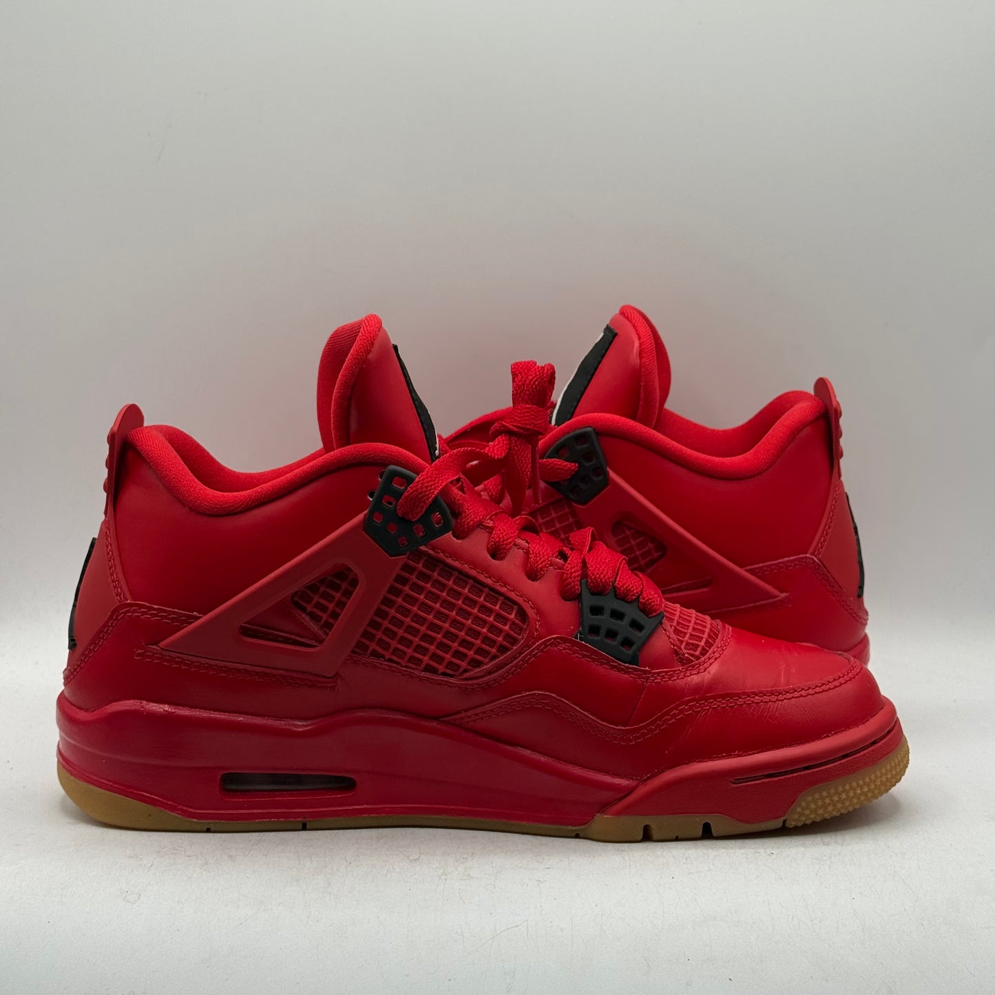 (Used) Jordan 4 Fire Red Singles Day Size 8.5W/7M
