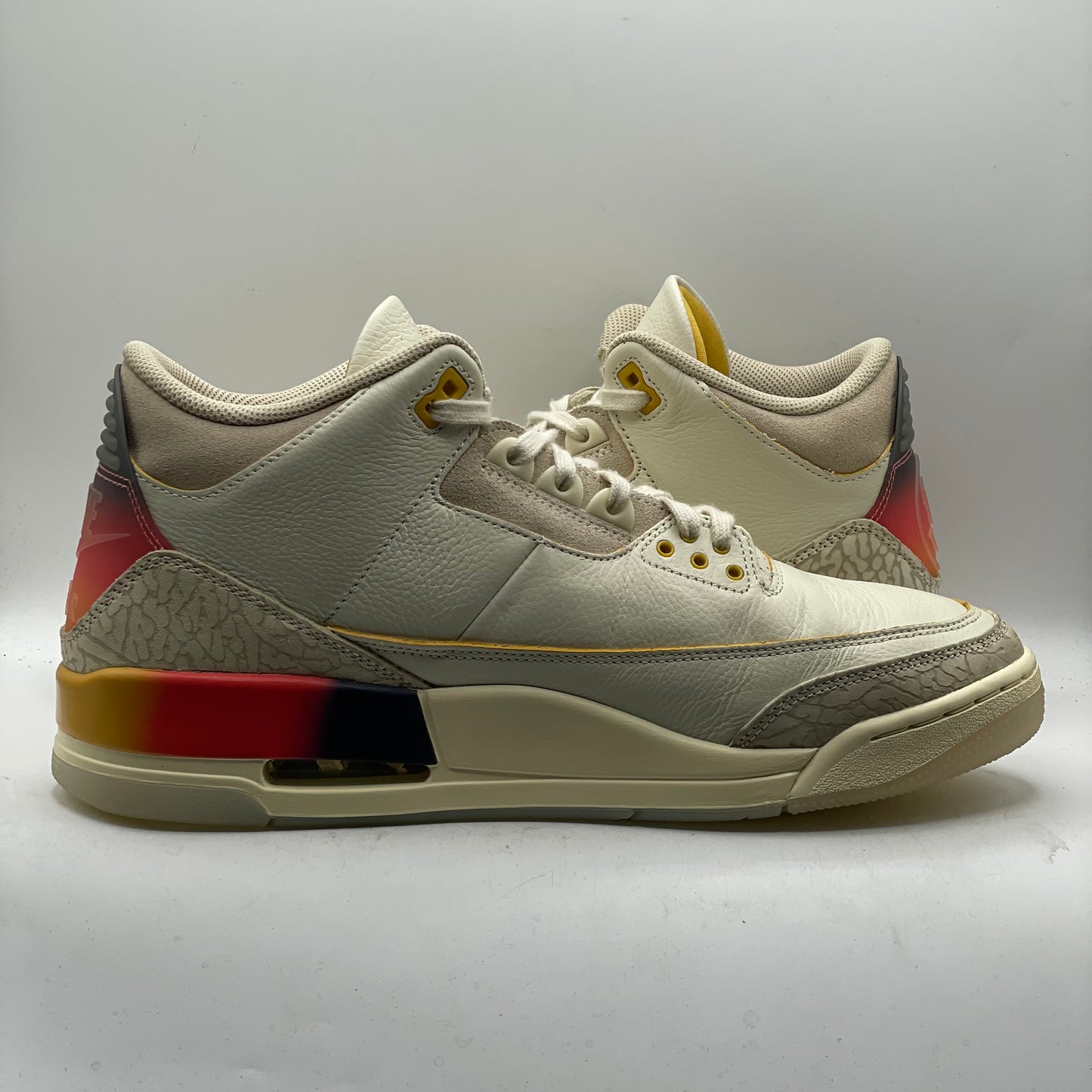 (USED) Jordan 3 J Balvin Medellin Sunset Size 12