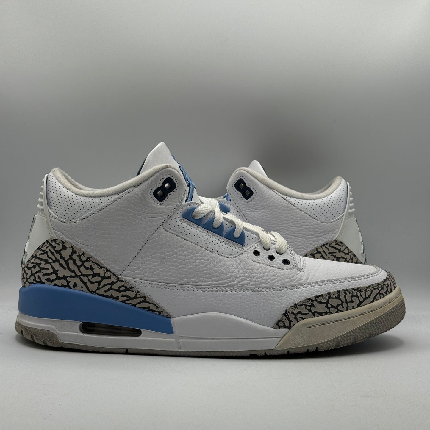 (USED) Jordan 3 UNC Size 10.5