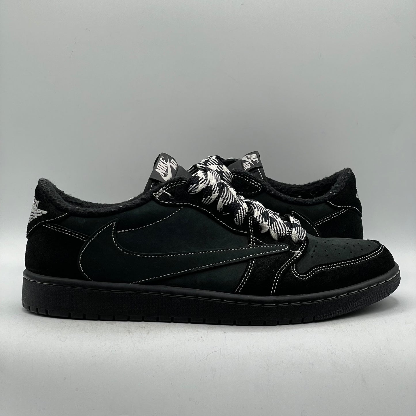 (USED) Jordan 1 Low Travis Scott Black Phantom Size 11