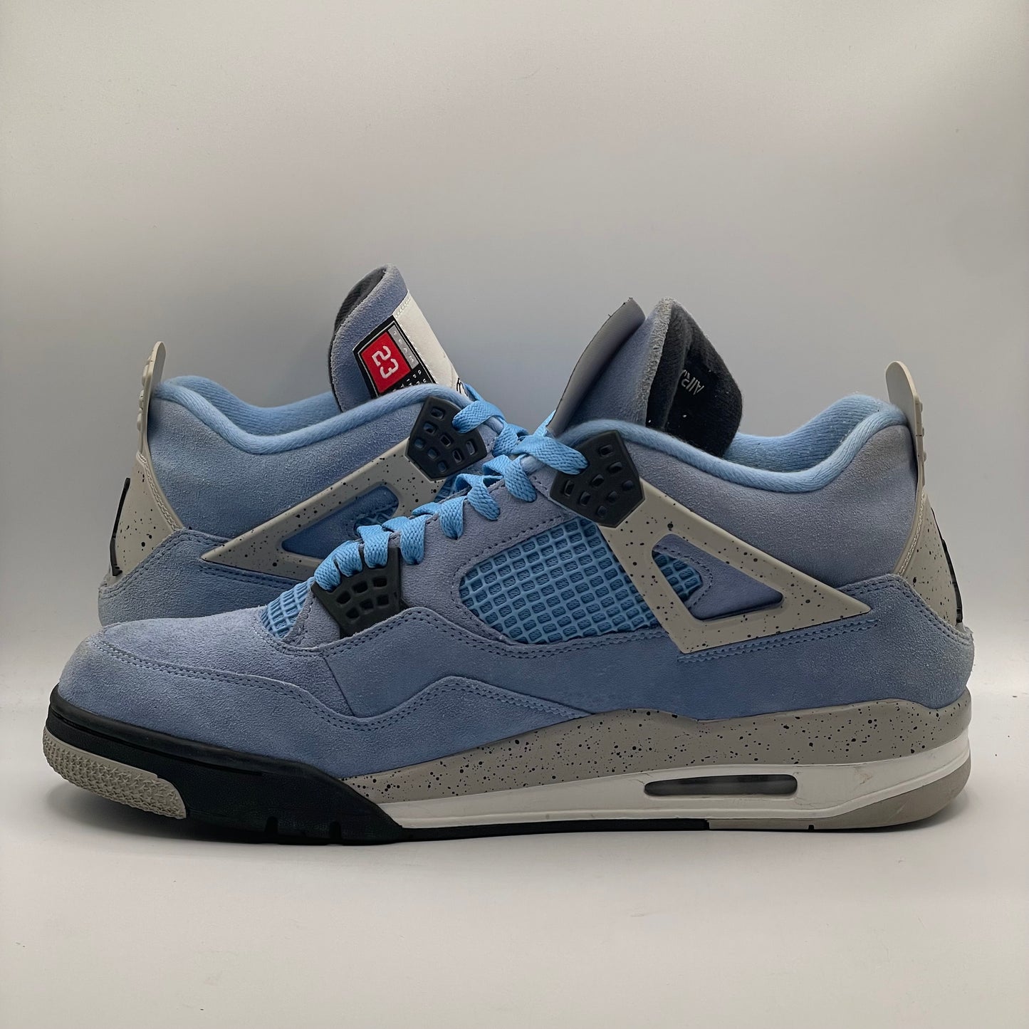 (USED NO BOX) Jordan 4 UNC Size 13