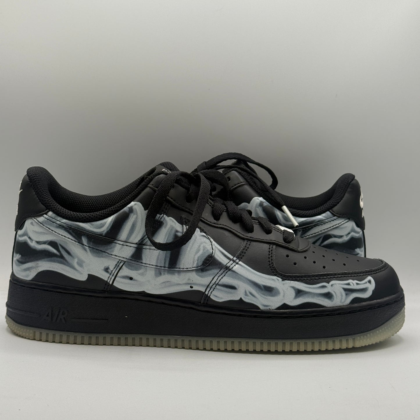 (USED) Nike Air Force 1 Low Skeleton Black Size 9.5