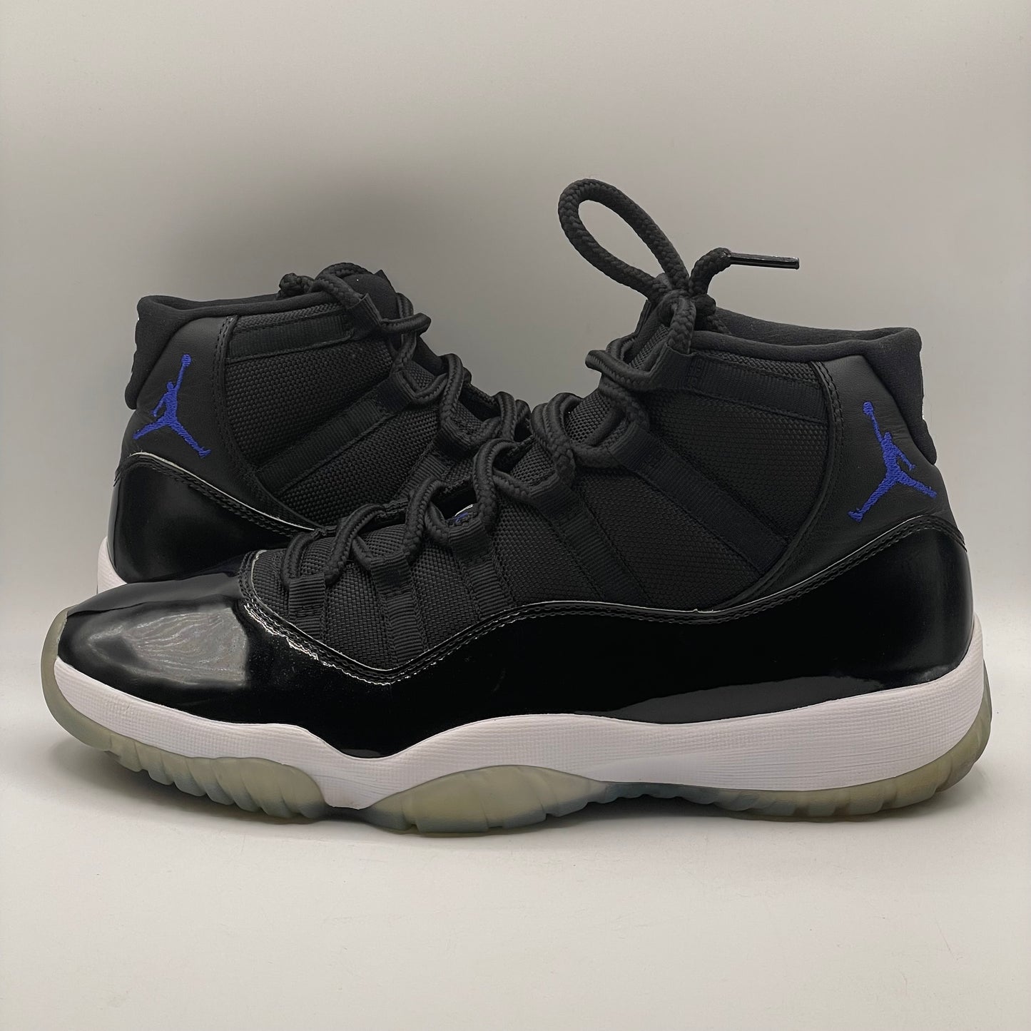 (USED) Jordan 11 Space Jam Size 10