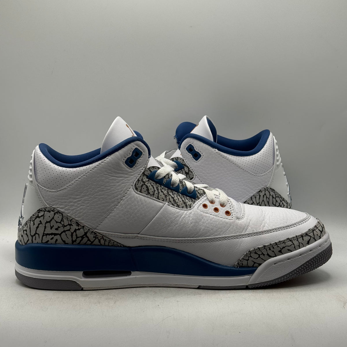 (Used) Jordan 3 Wizards Size 11.5