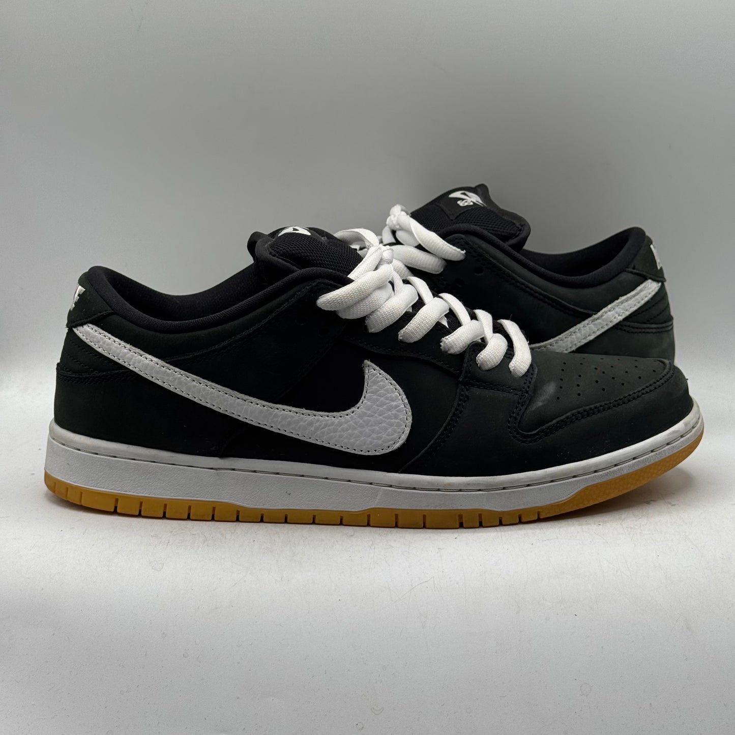 (Used No Box) Nike SB Dunk Low Black/ White Size 11