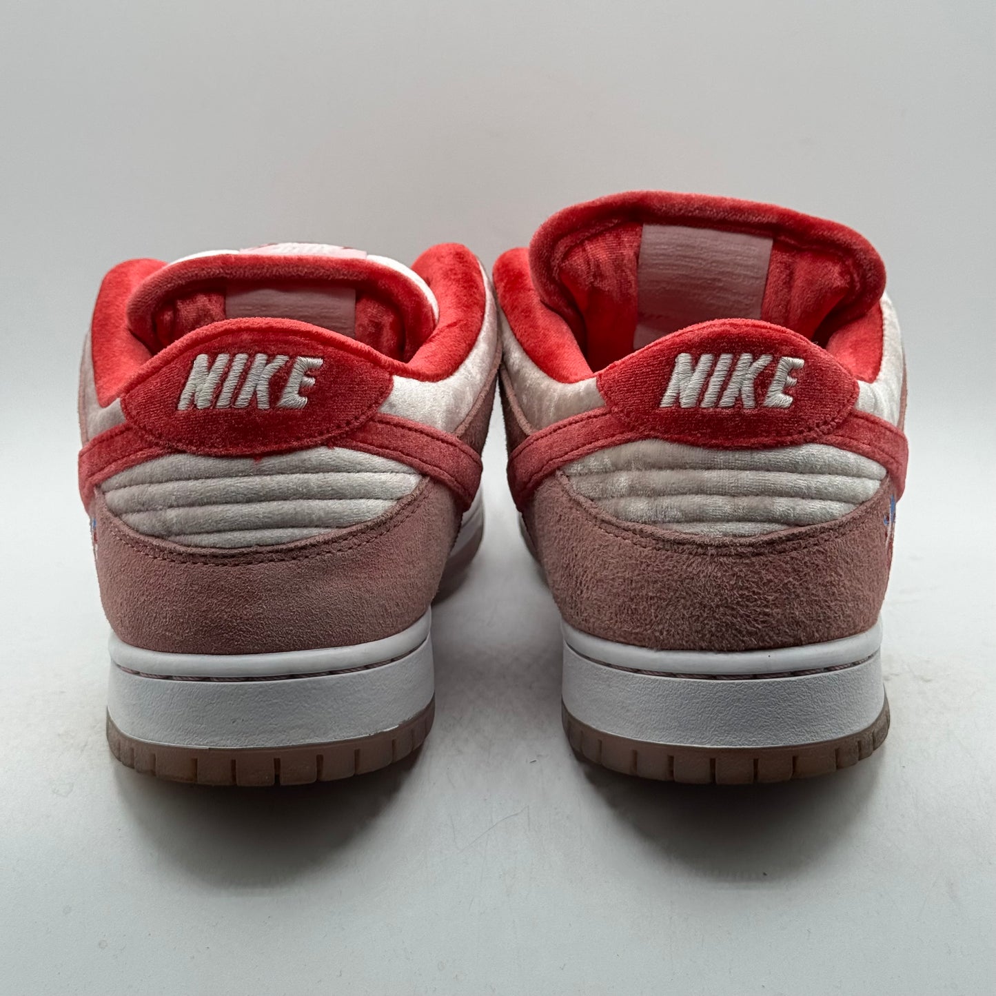 (Used) Nike SB Dunk Low Strange Love Size 10