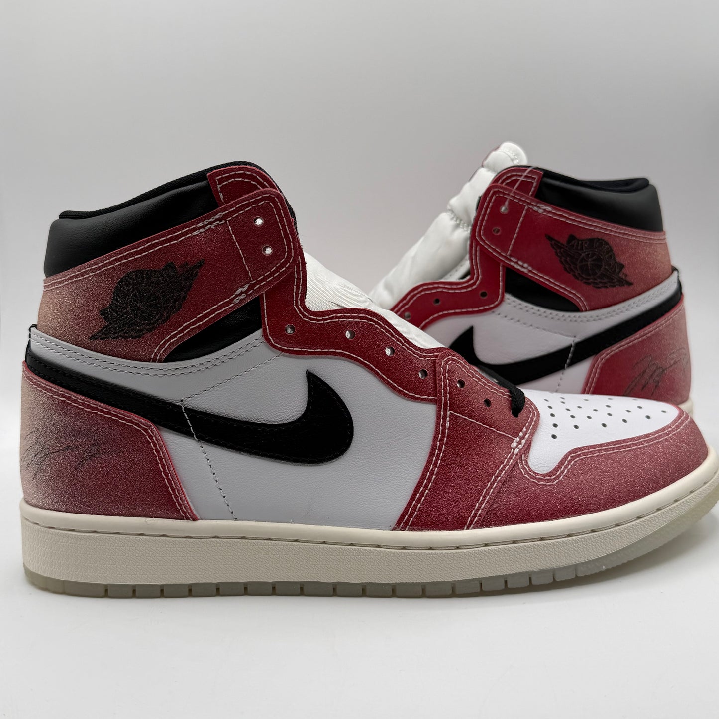 Jordan 1 High Trophy Room F&F