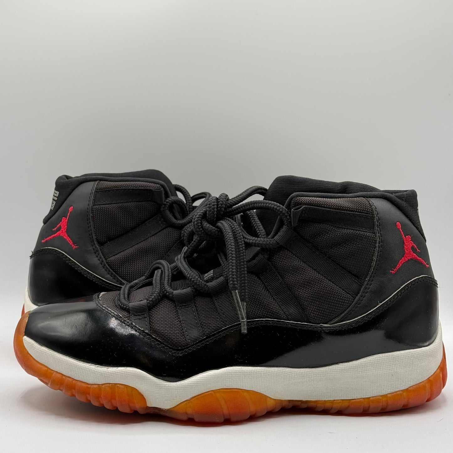 (DS) Jordan 11 OG Playoff Size 10 (1995) (PERFECT CONDITON)