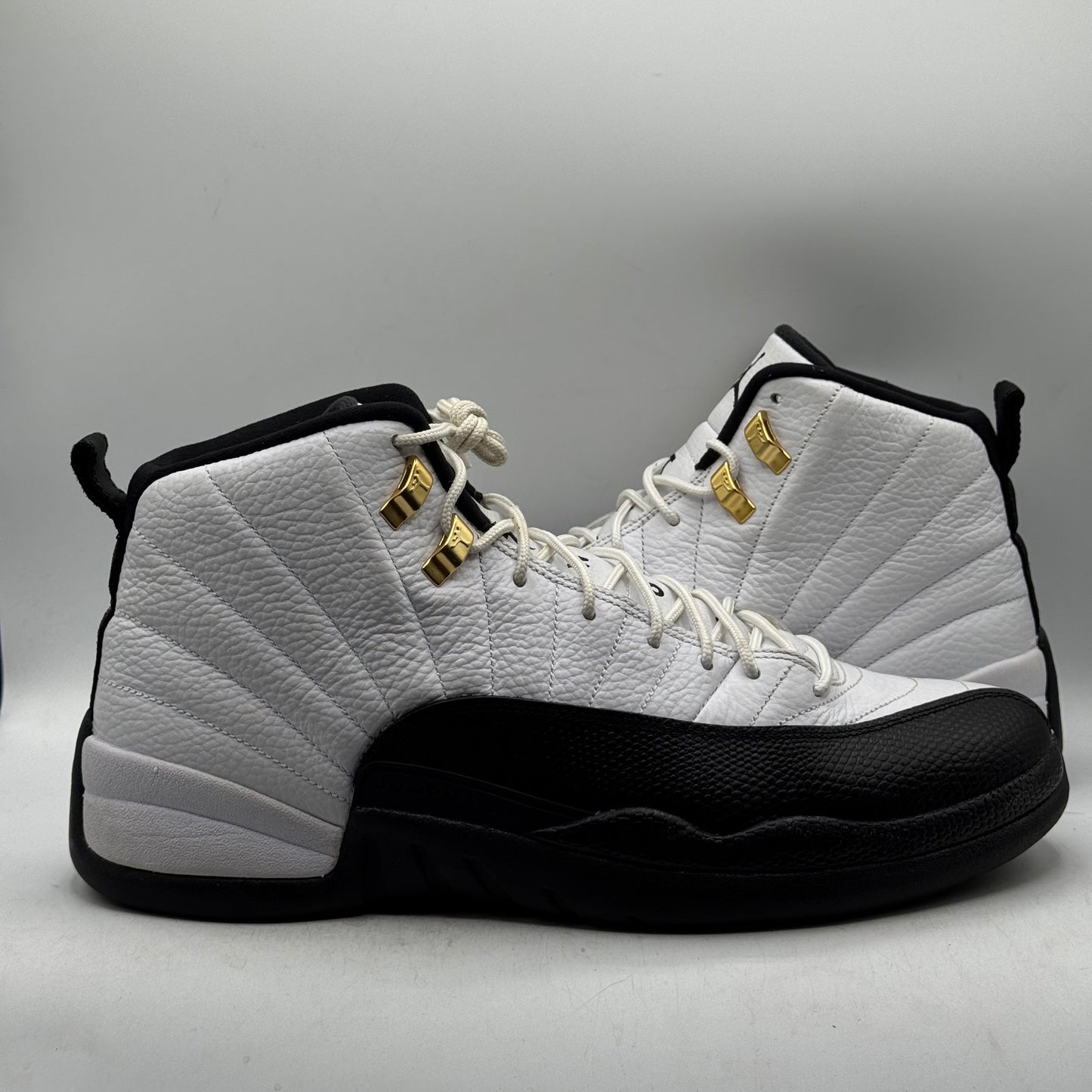 (USED) Jordan 12 Taxi (2013) Size 11.5