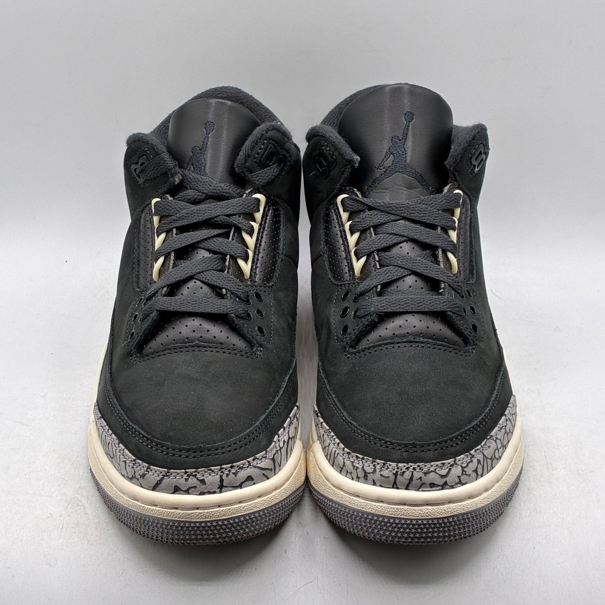 (USED) Jordan 3 Off Noir (W) Size 8.5W/7M