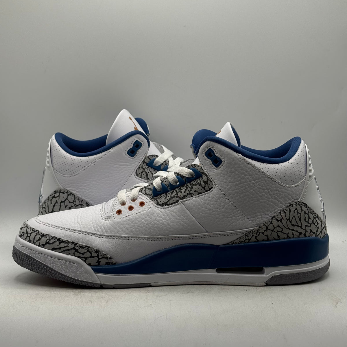 (Used) Jordan 3 Wizards Size 11.5