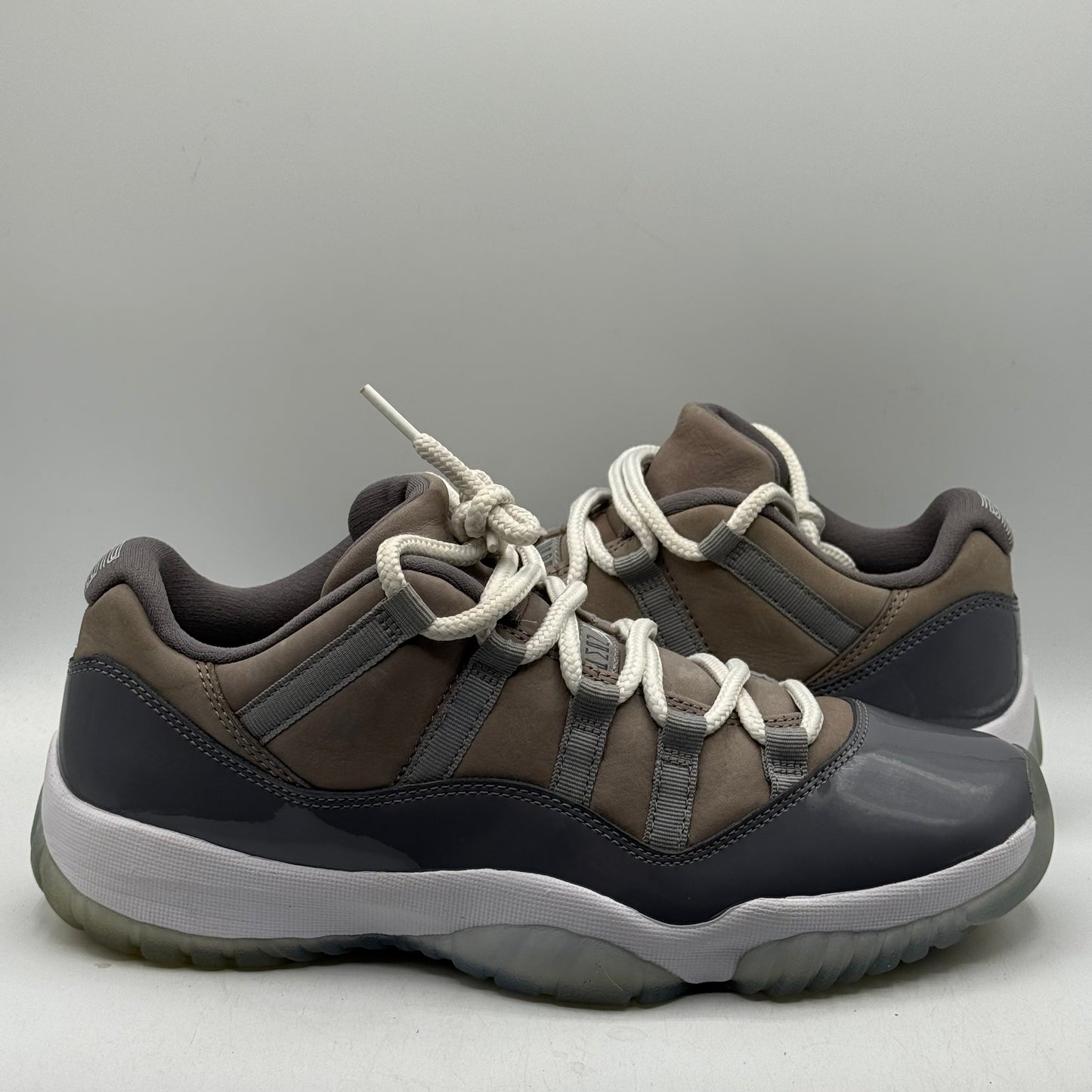 (Used) Jordan 11 Low Cool Grey Size 9.5