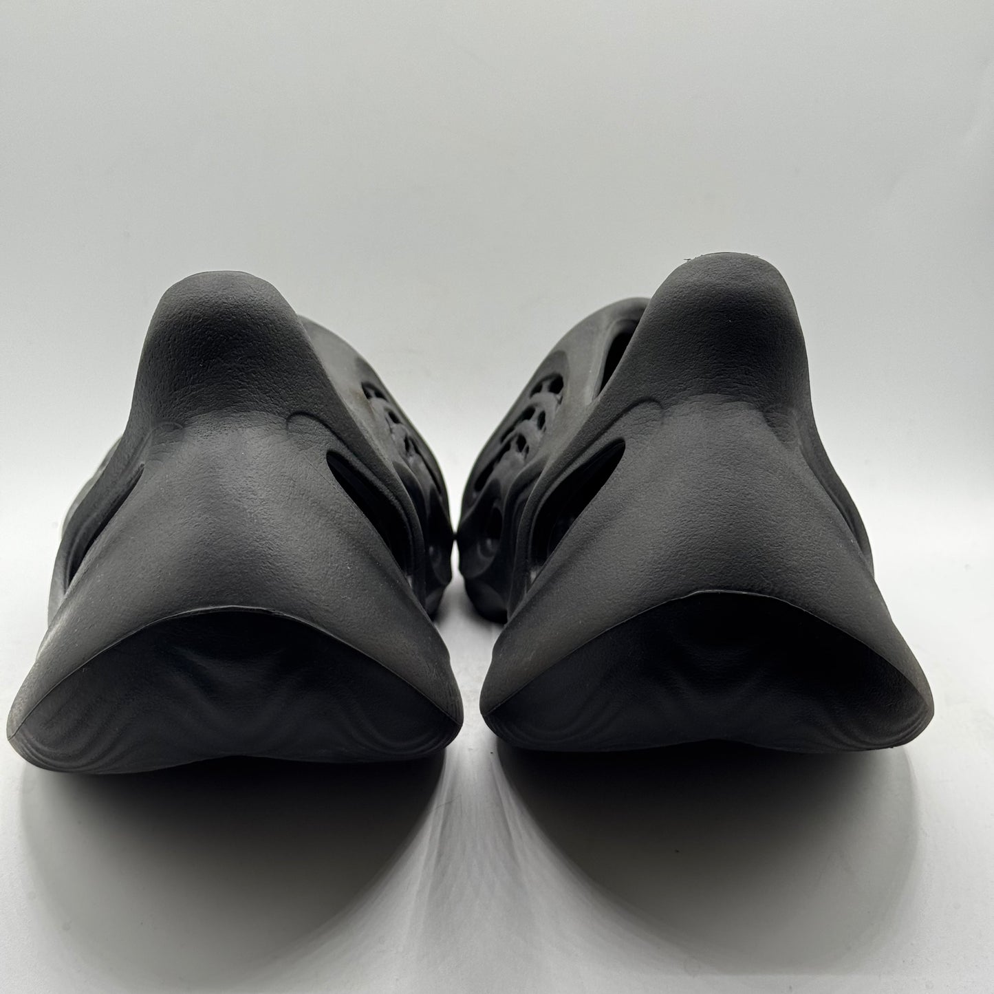 (Used) Yeezy Foam runner Onyx Size 12