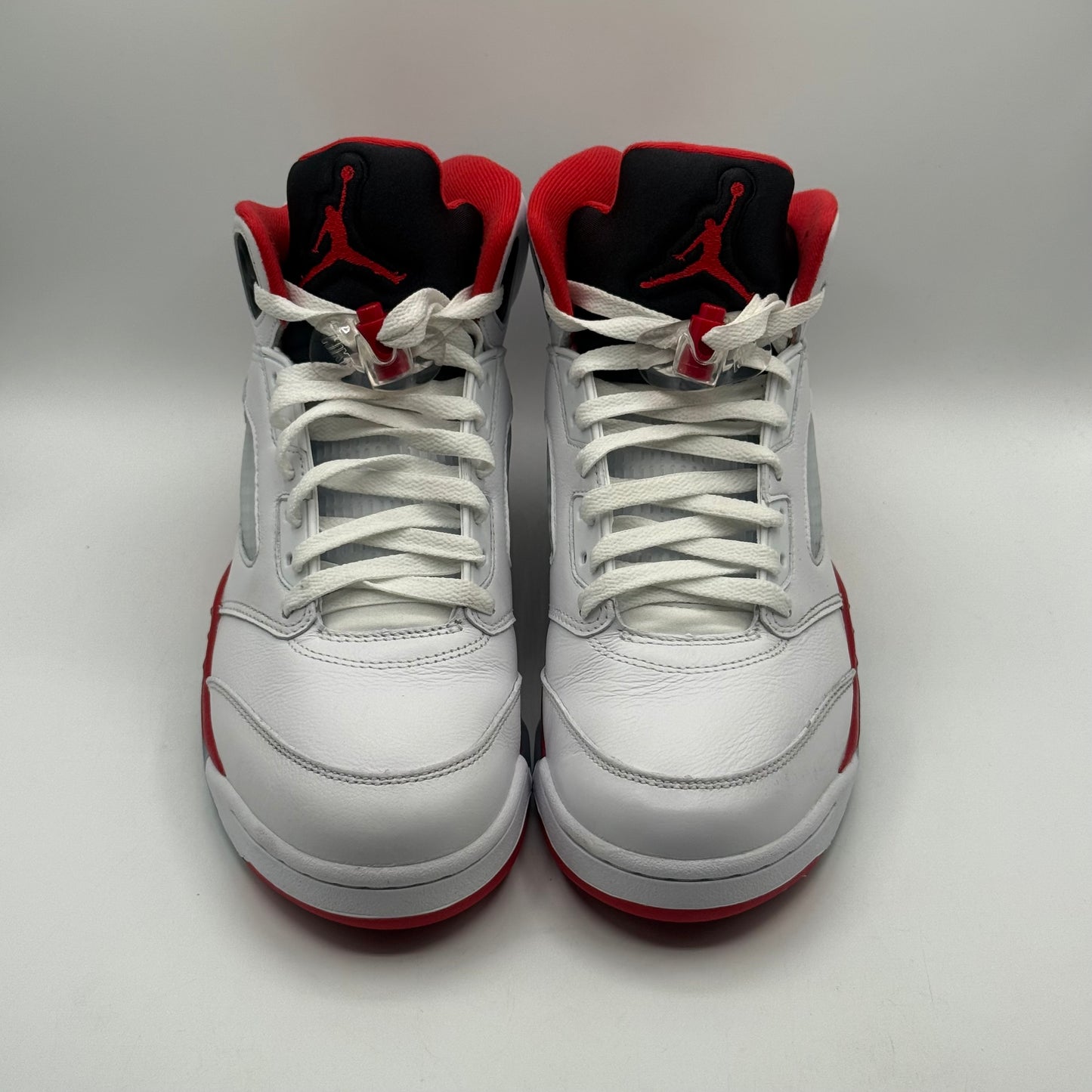 (USED) Jordan 5 Fire Red Tongue Size 9.5