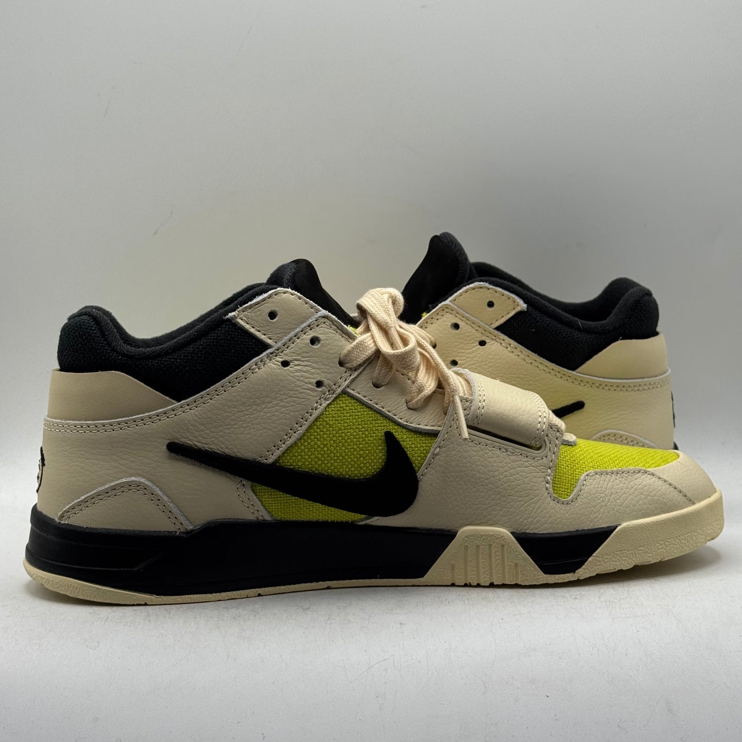 (USED) Jordan Jumpman Jack TR Travis Scott Bright Cactus Size 10