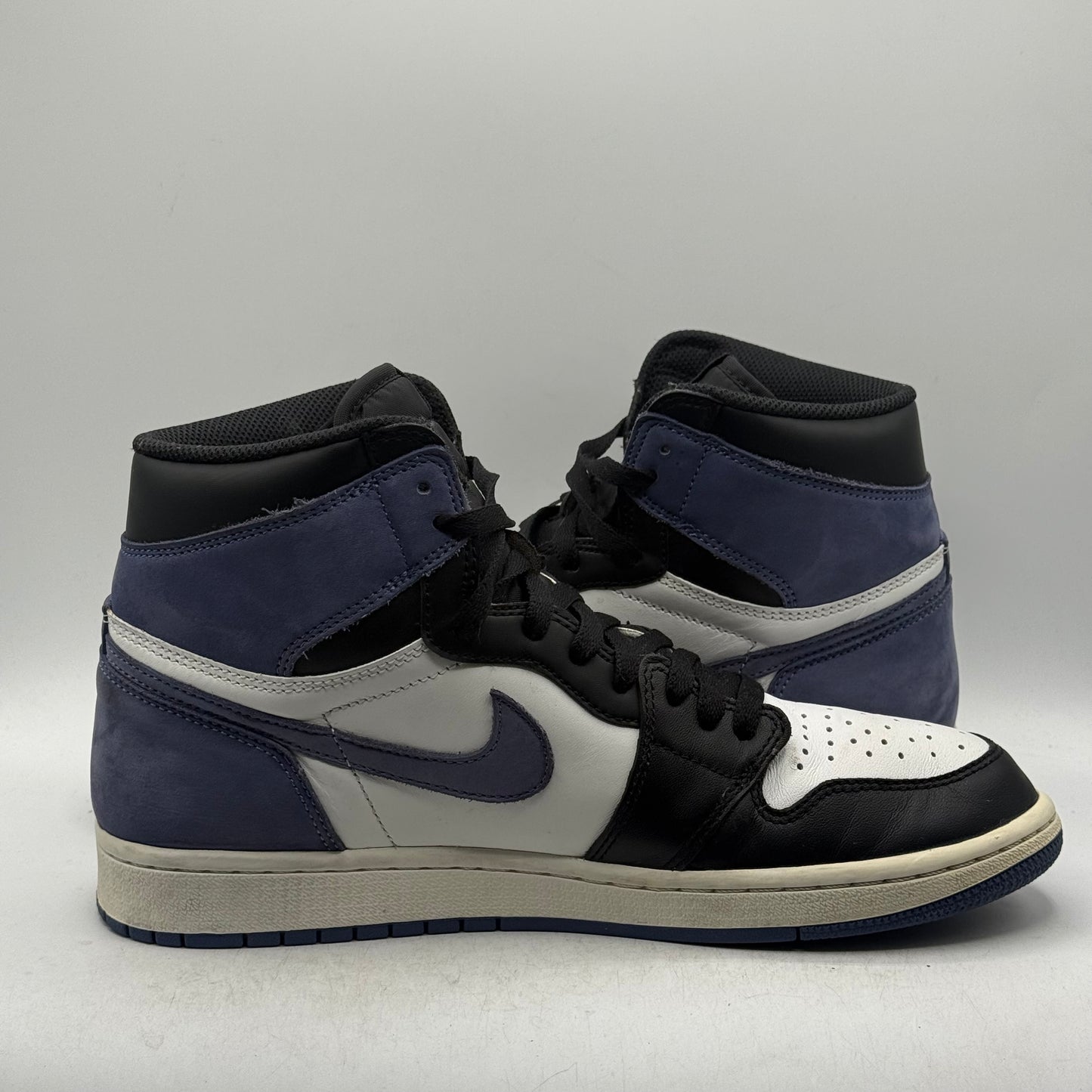 (Used) Jordan 1 High Blue Moon Size 10
