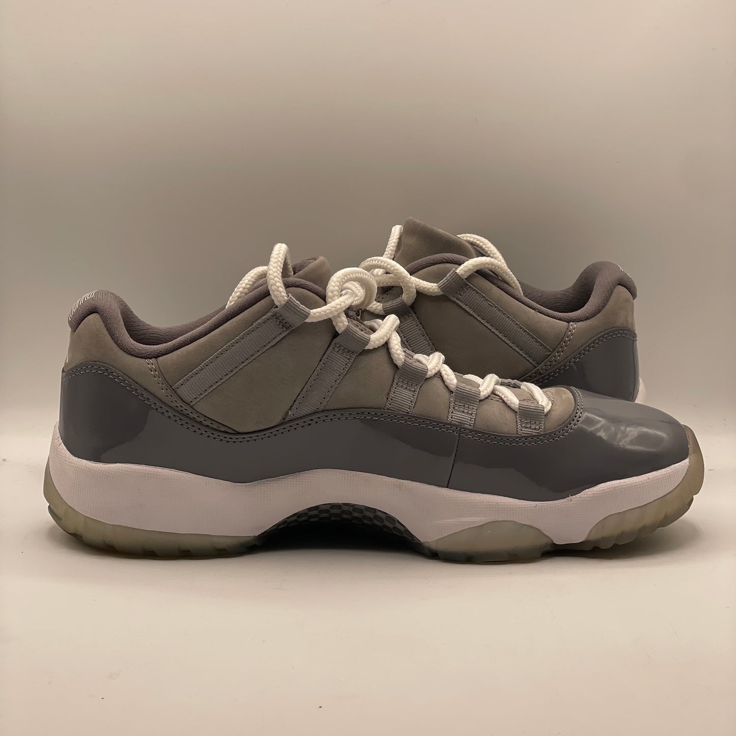 (USED) Jordan 11 Low Cool Grey Size 10