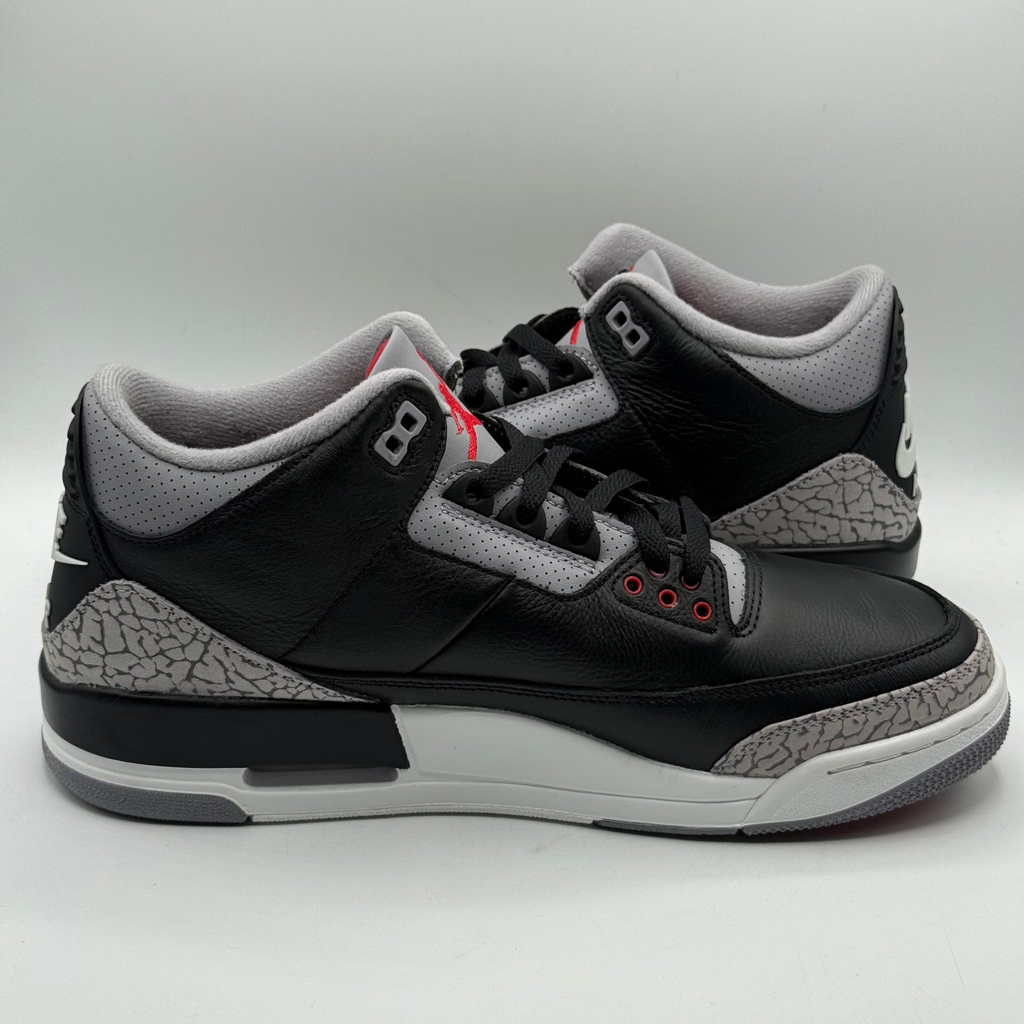 (USED) Jordan 3 Black Cement Size 11