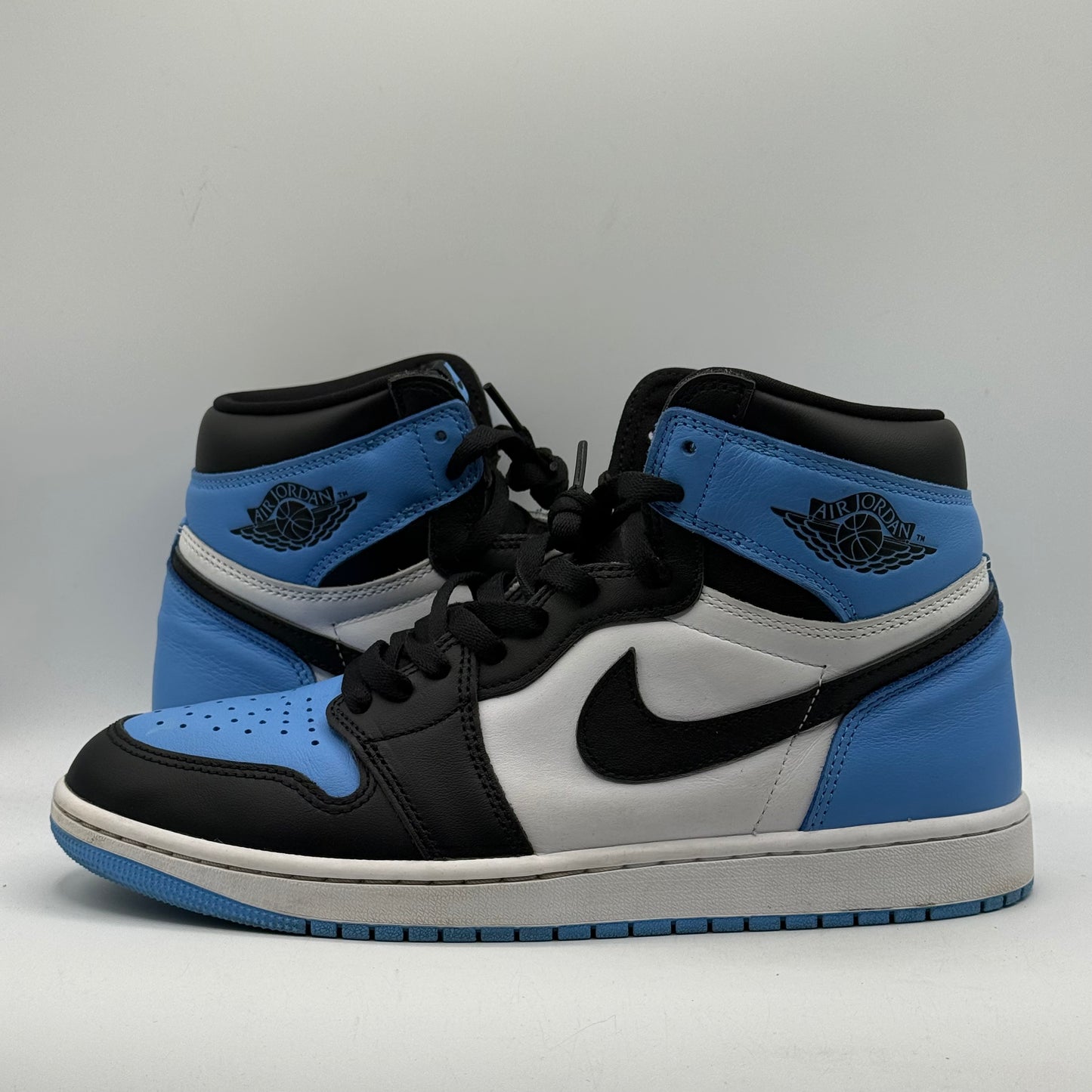 (Used) Jordan 1 High UNC Size 9.5