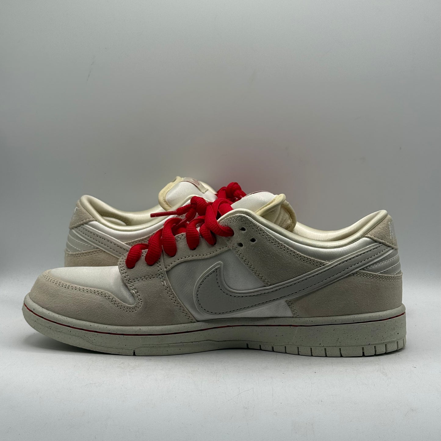 (Used) Nike SB Dunk City Of Love Bone Size 9