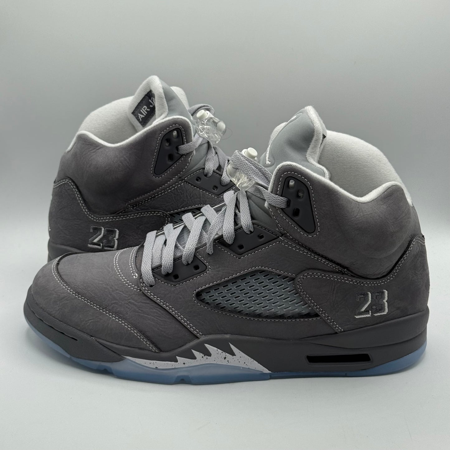 (USED) Jordan 5 Wolf Grey Size 11