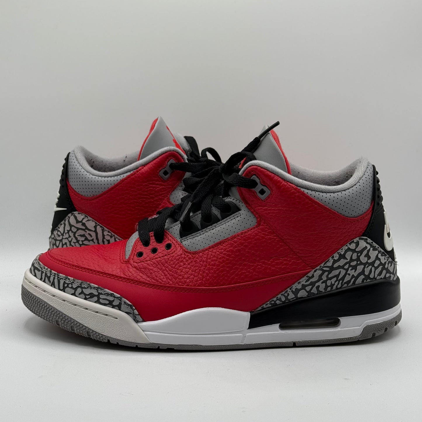 (Used) Jordan 3 Unite Size 10