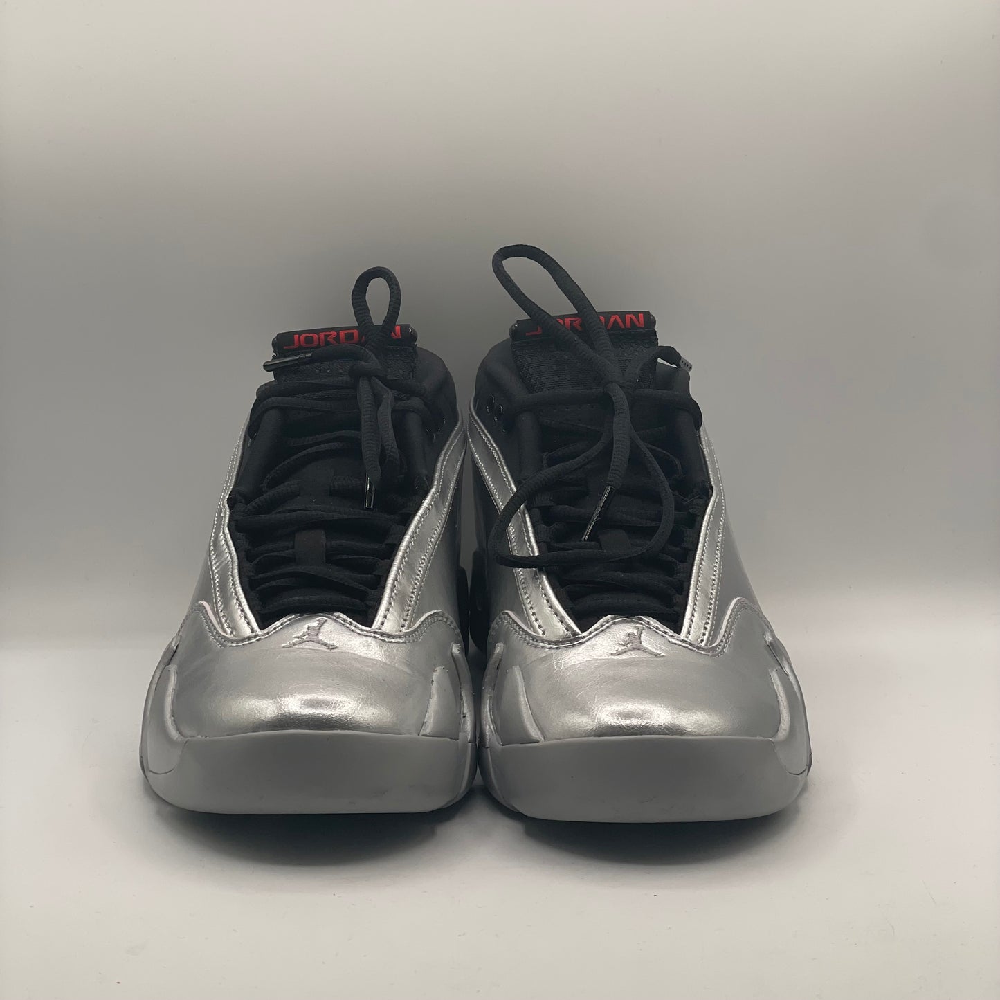 (USED) Jordan 14 Metallic Silver Size 8.5W/7Y