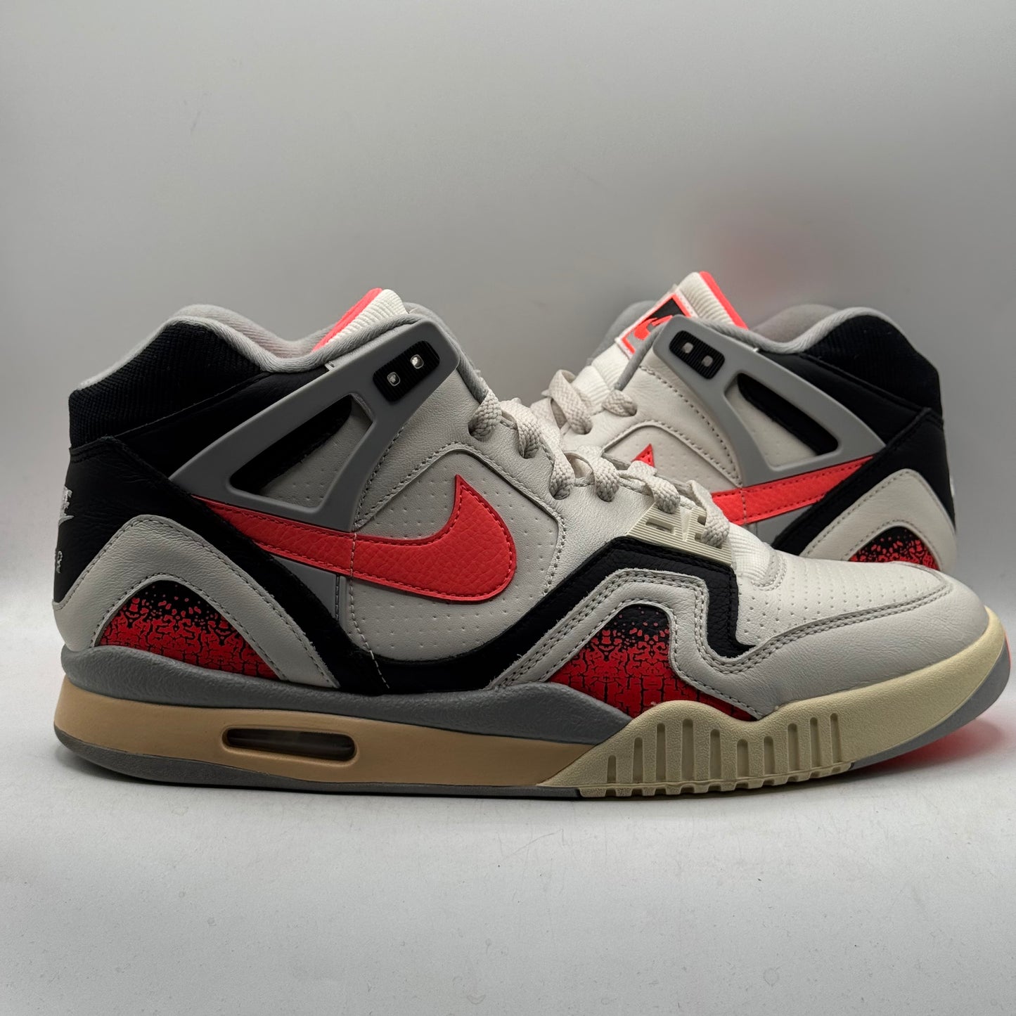 (USED) Nike Air Tech Challenge ll Hot Lava (2024) Size 12
