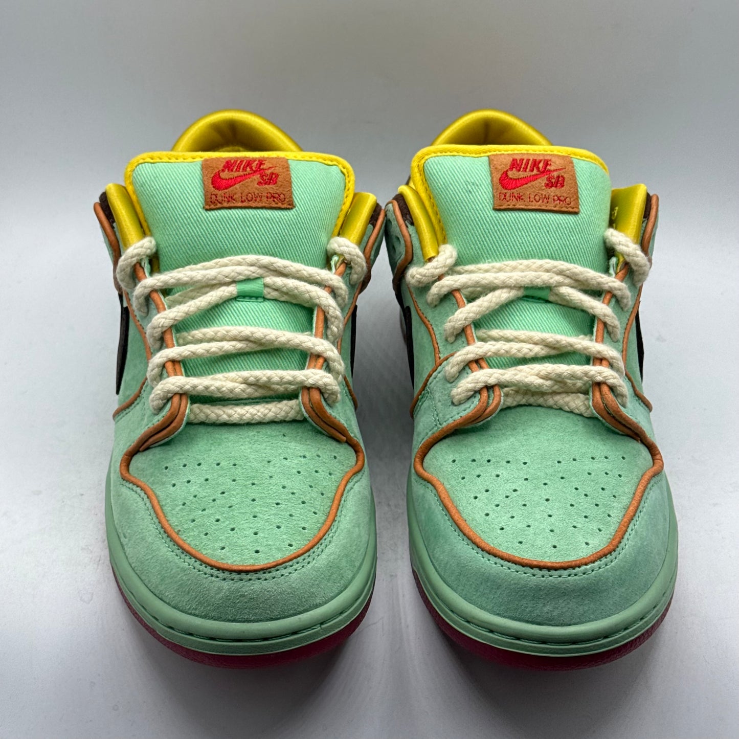 (USED) Nike SB Dunk Low Rodeo Tourmaline Size 9.5