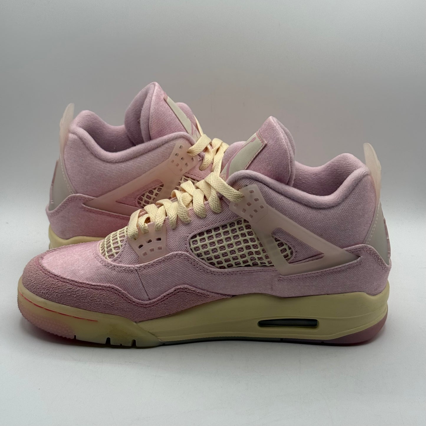 (USED) Jordan 4 Iced Carmine Size 8.5W/7Y