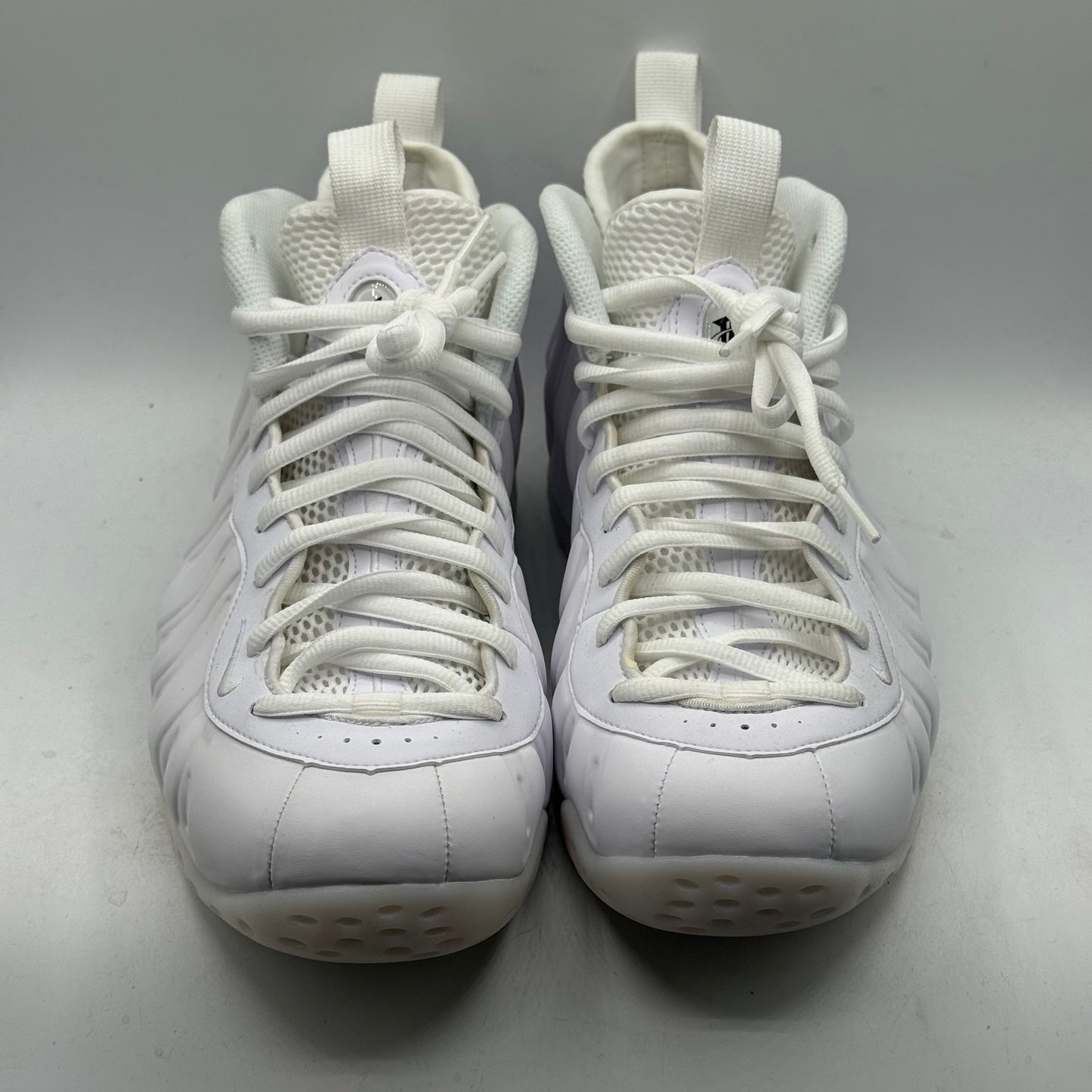(Worn 1X) Nike Air Foamposite One Triple White Size 9