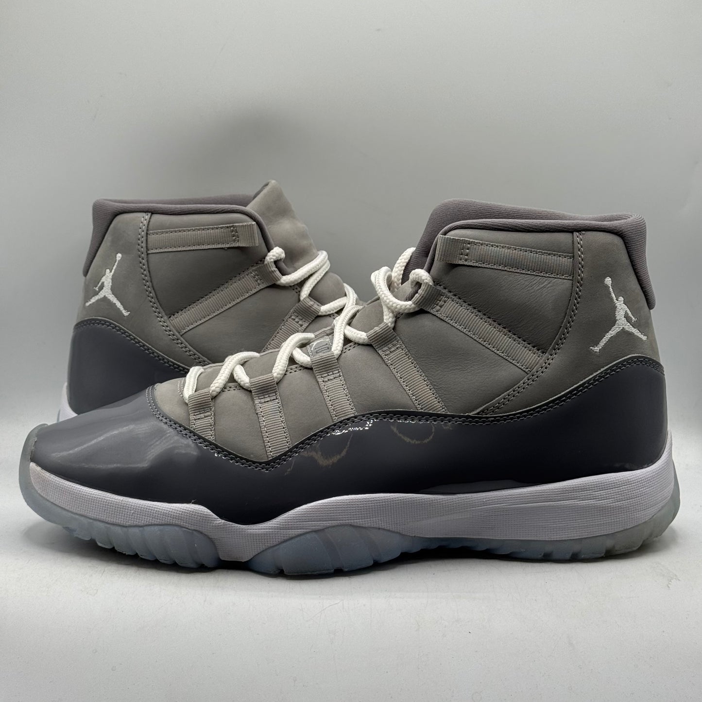(USED NO BOX) Jordan 11 Cool Grey Size 13