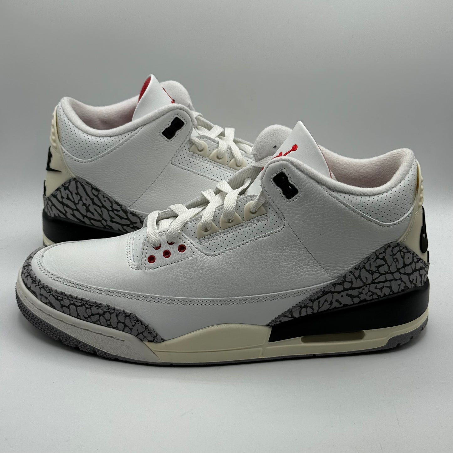(USED) Jordan 3 White Cement Reimagined Size 11