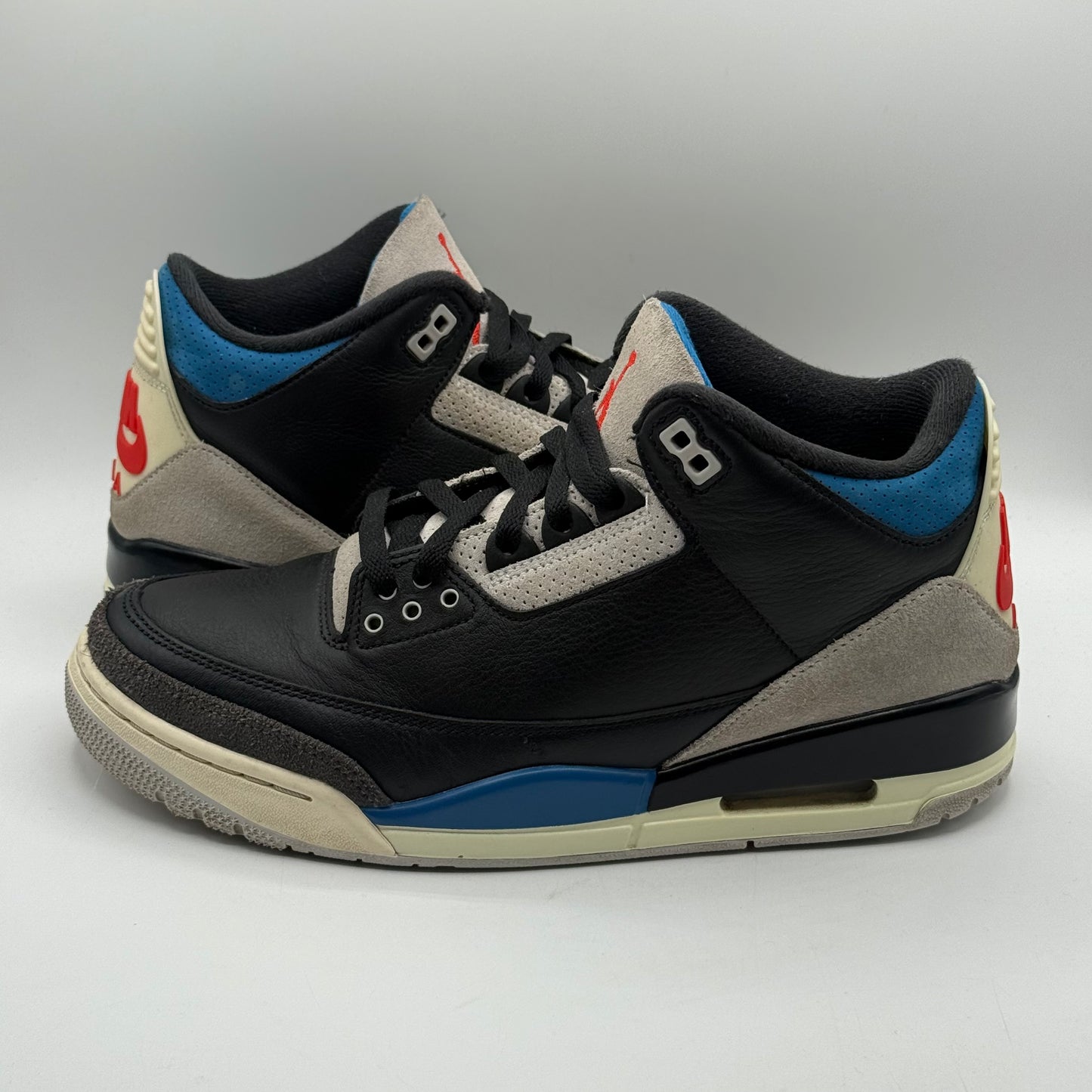 (USED NO BOX) Jordan 3 Rare Air Size 9