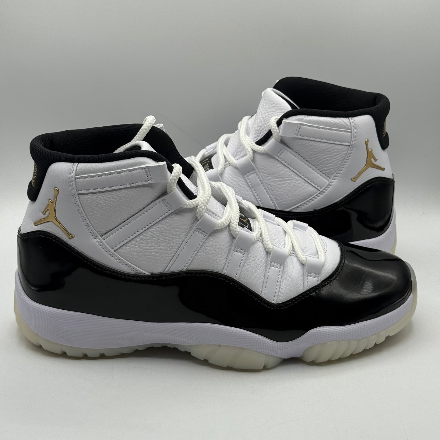 (USED) Jordan 11 High Gratitude Size 10