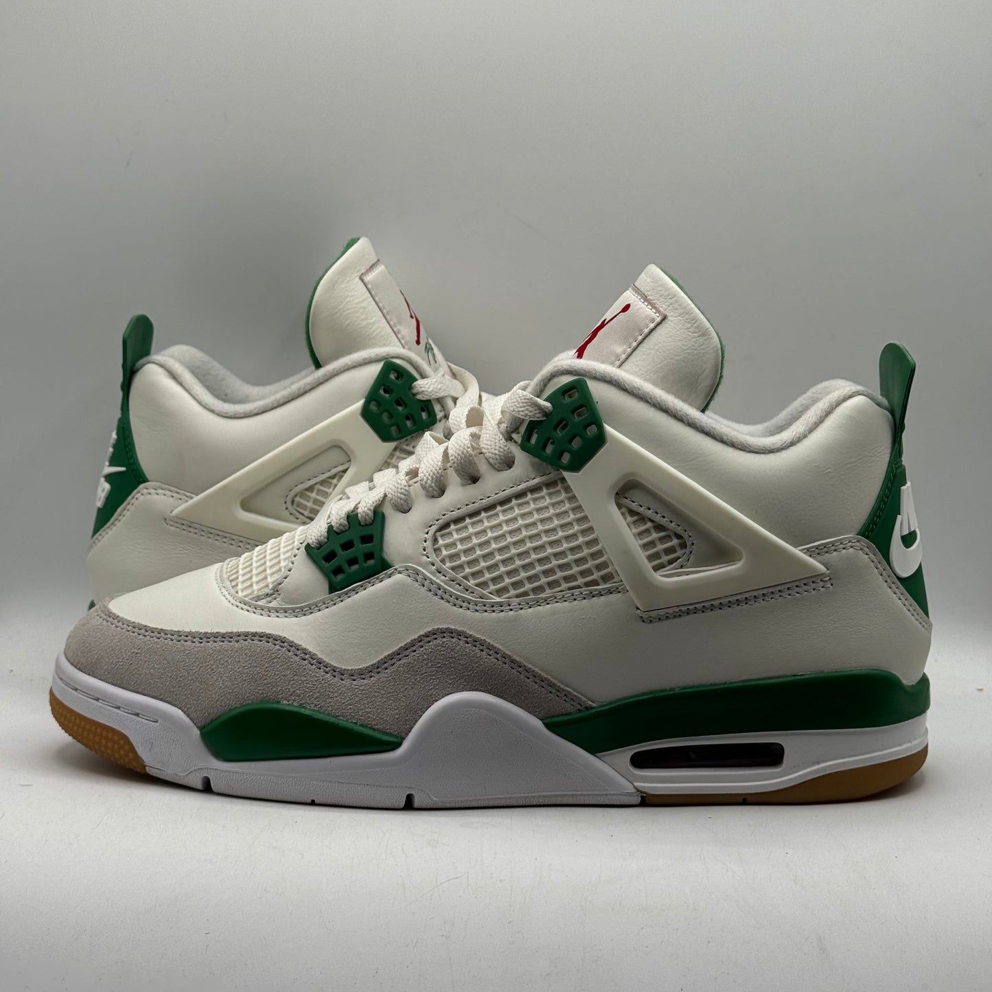 (USED) Jordan 4 SB Pine Green Size 10