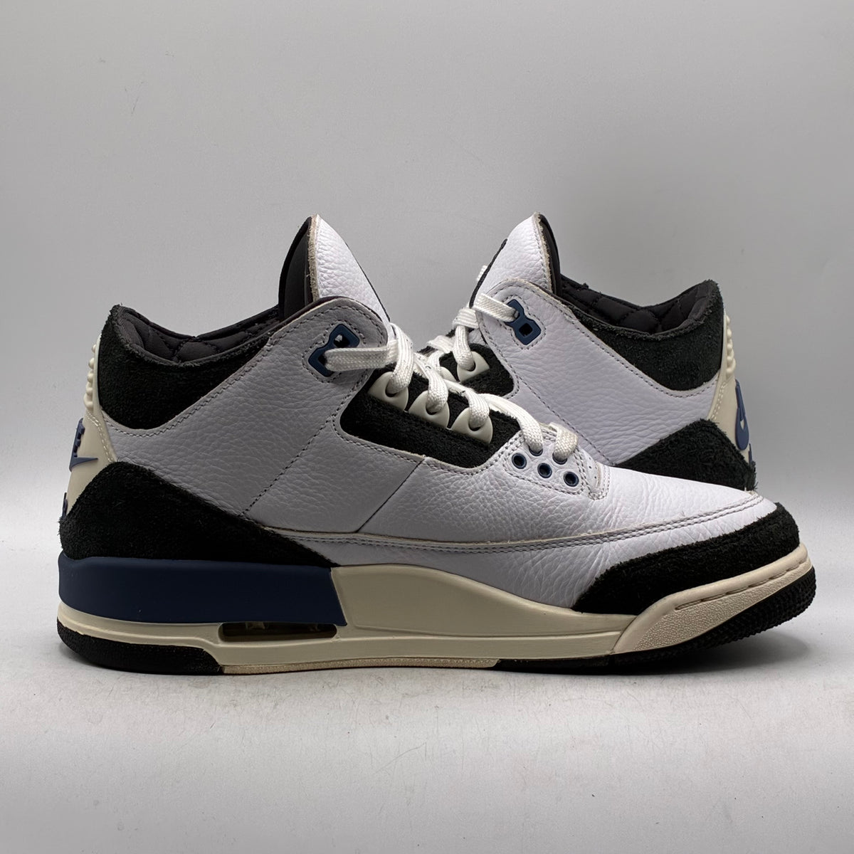 (USED) Jordan 3 A Ma Maniere Diffused Blue Size 8.5