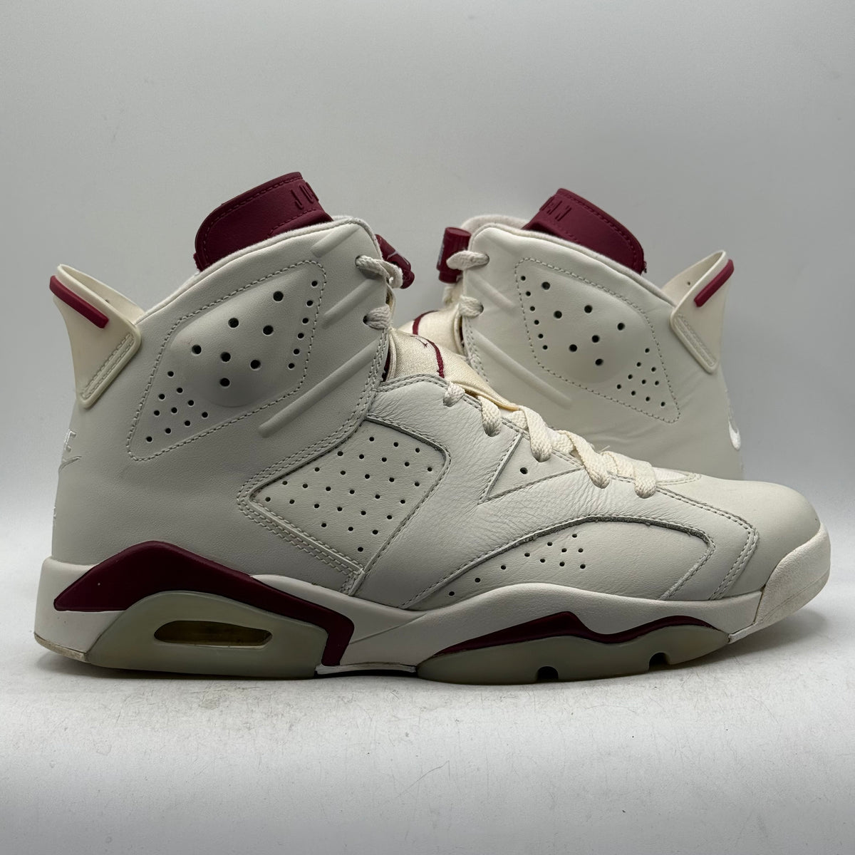 (Used) Jordan 6 Maroon (2015) Size 11