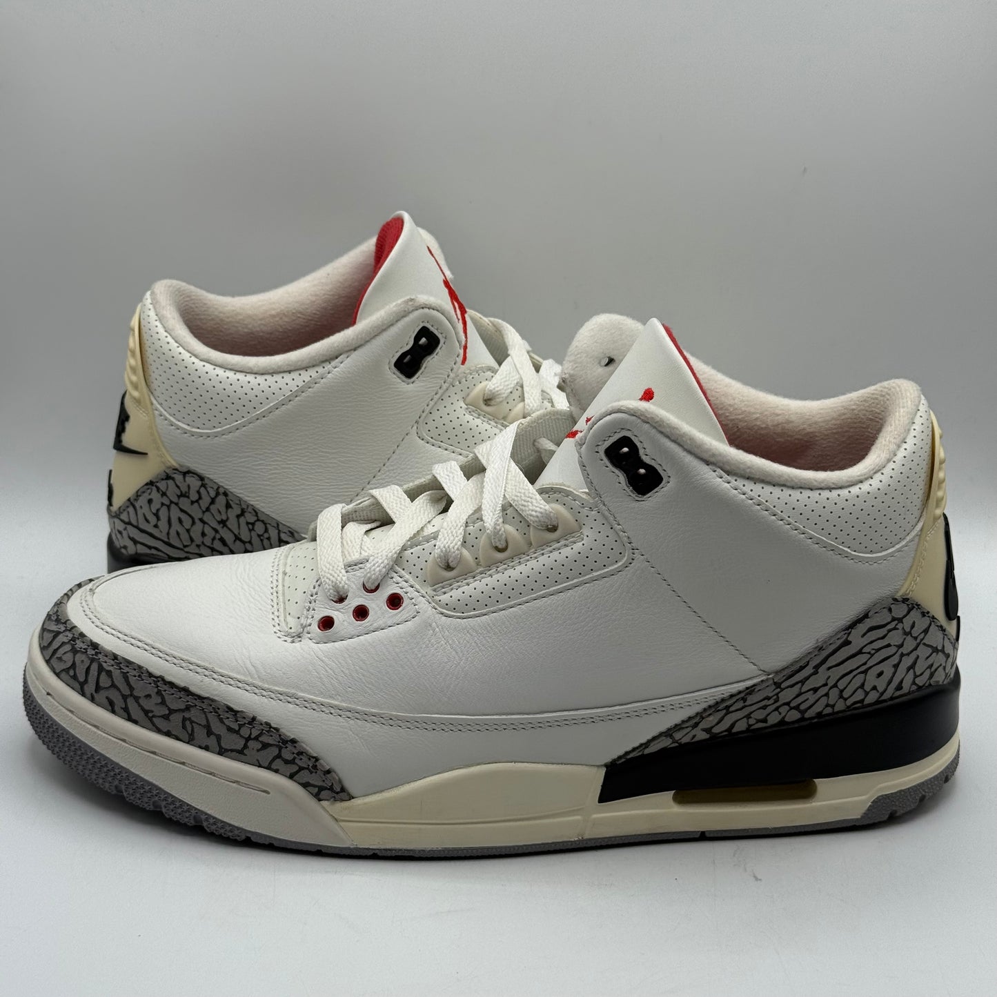 (USED) Jordan 3 White Cement Reimagined Size 11.5