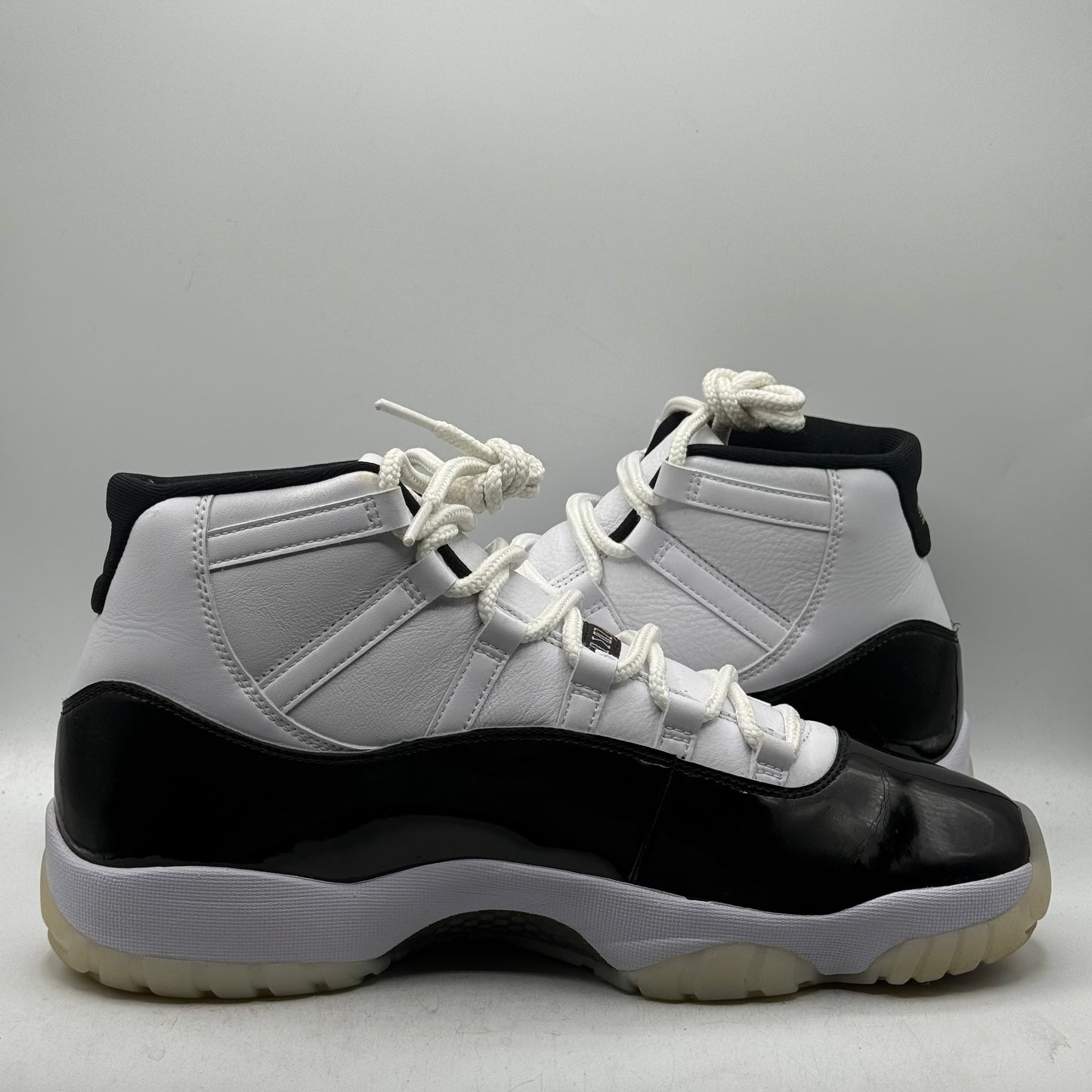 (Used) Jordan 11 High Gratitude Size 12.5