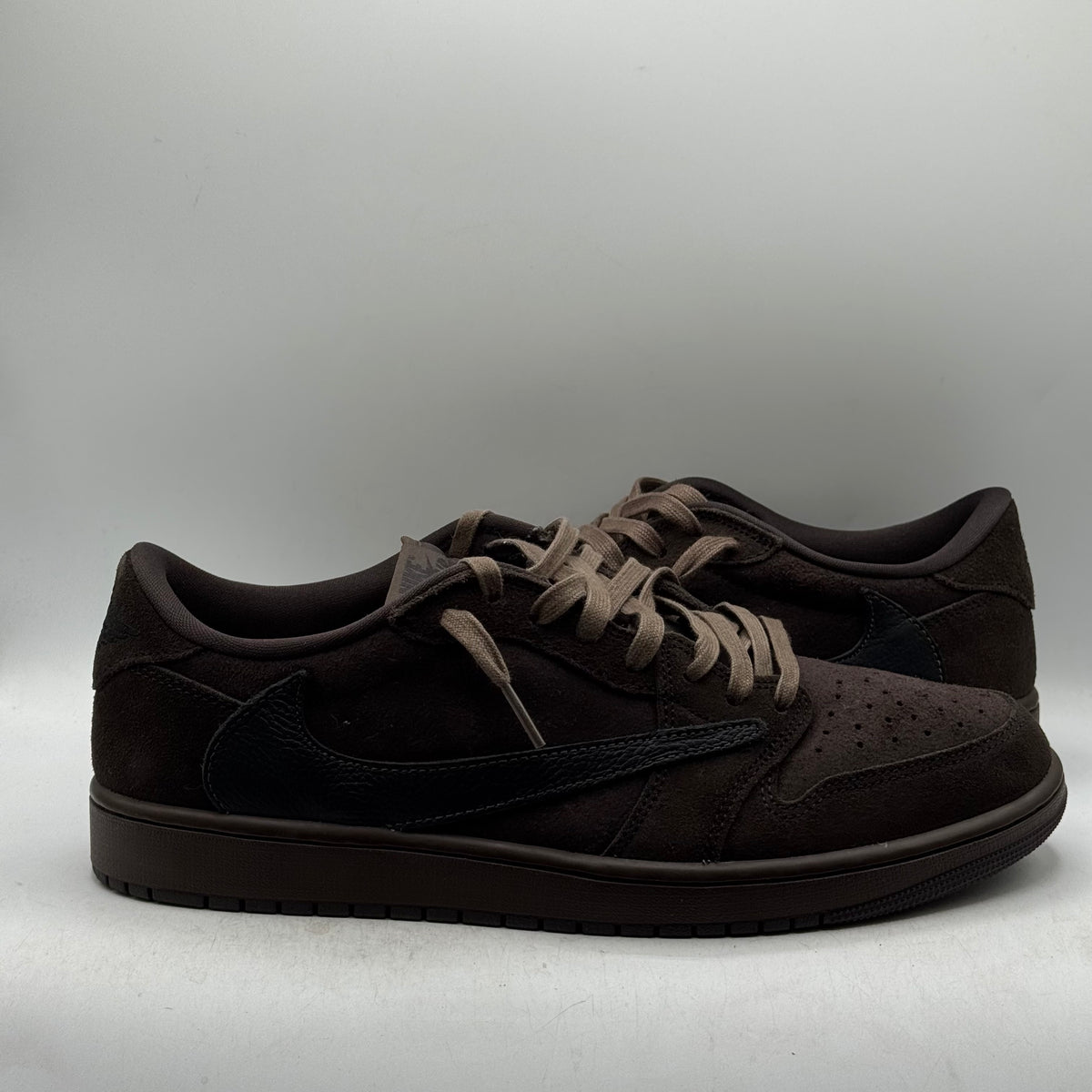 (USED) Jordan 1 Low Travis Scott Velvet Brown Size 12