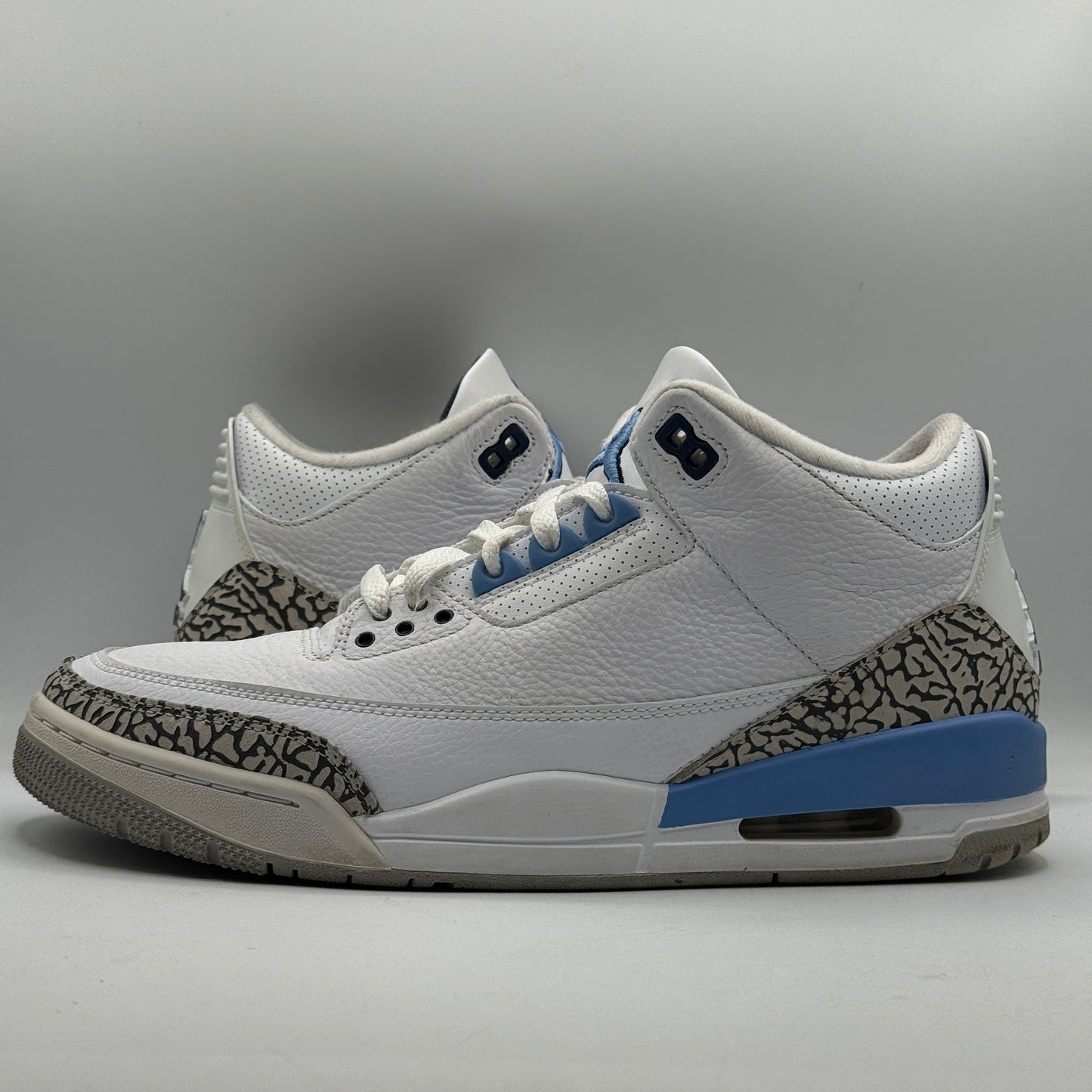 (USED) Jordan 3 UNC Size 10.5