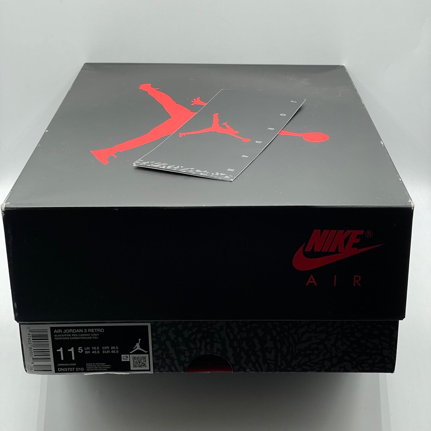 (USED) Jordan 3 Black Cement (2024) Size 11.5