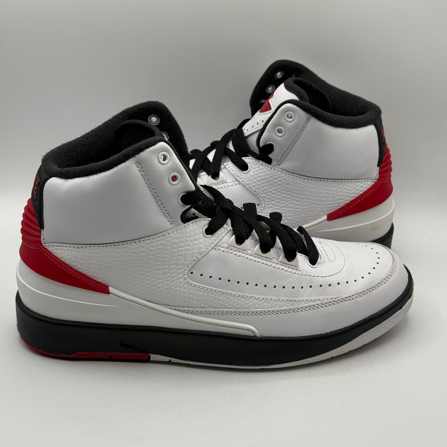 (USED) Jordan 2 Chicago Size 6.5Y